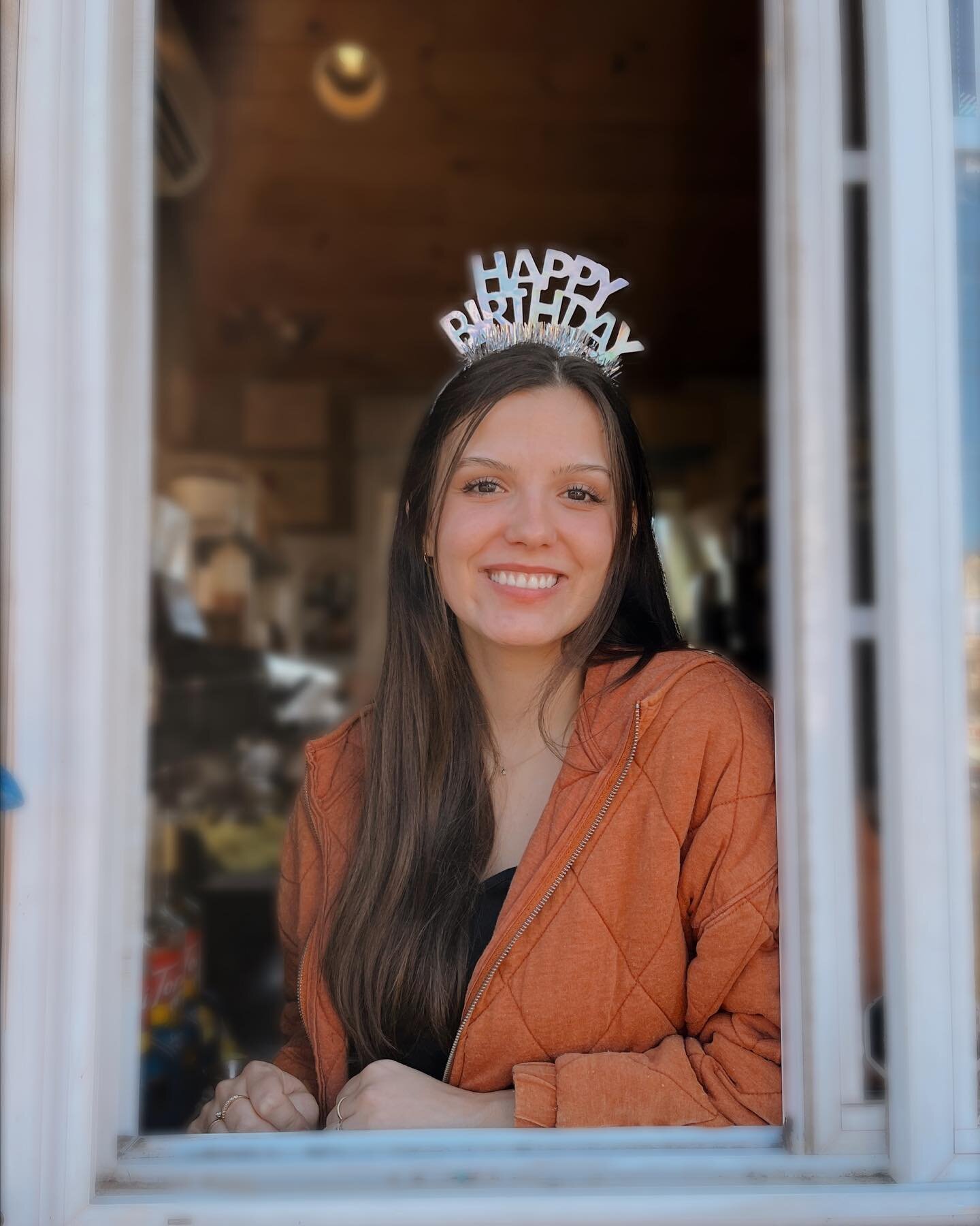 HAPPY 25th BIRTHDAY, ALEX!!! 🥳🎊

Alex works at all three locations and is one of our friendliest and sweetest baristas ever!!! She makes us all smile everyday with her contagious laughter and we know you all love her as much as we do! Come through 