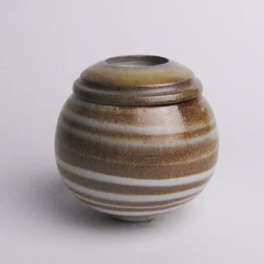 Porcelain/Stoneware marbleware jar cone 10 salt.