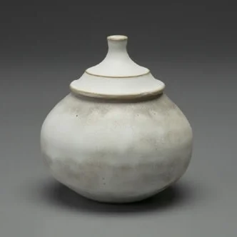 Stoneware jar oxide washes under spodumene glaze reduction cone 6-8