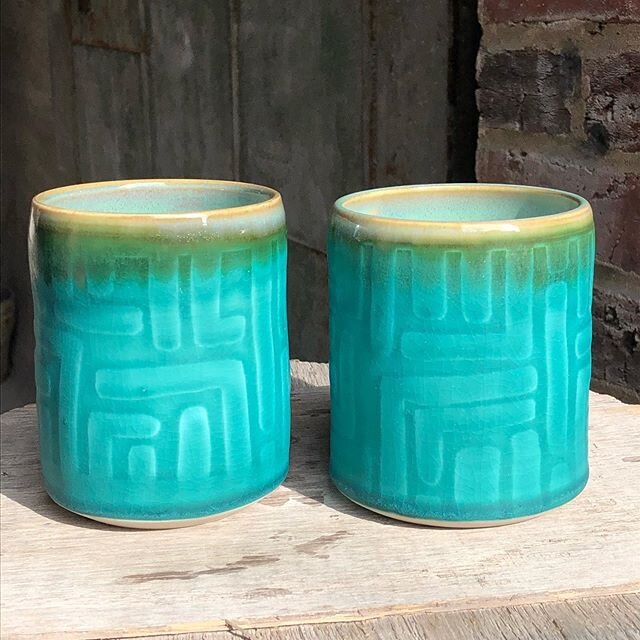 Couple new squat vases/pencil holders... water etched porcelain....
.
.
.
.

#chuckmorrisceramics #porcelain #pottery #handmade #ceramics #clay #glaze #wheelthrown #contemporaryceramics #instaceramics #theclaystudiophl #tcs_associates #ceramicartist