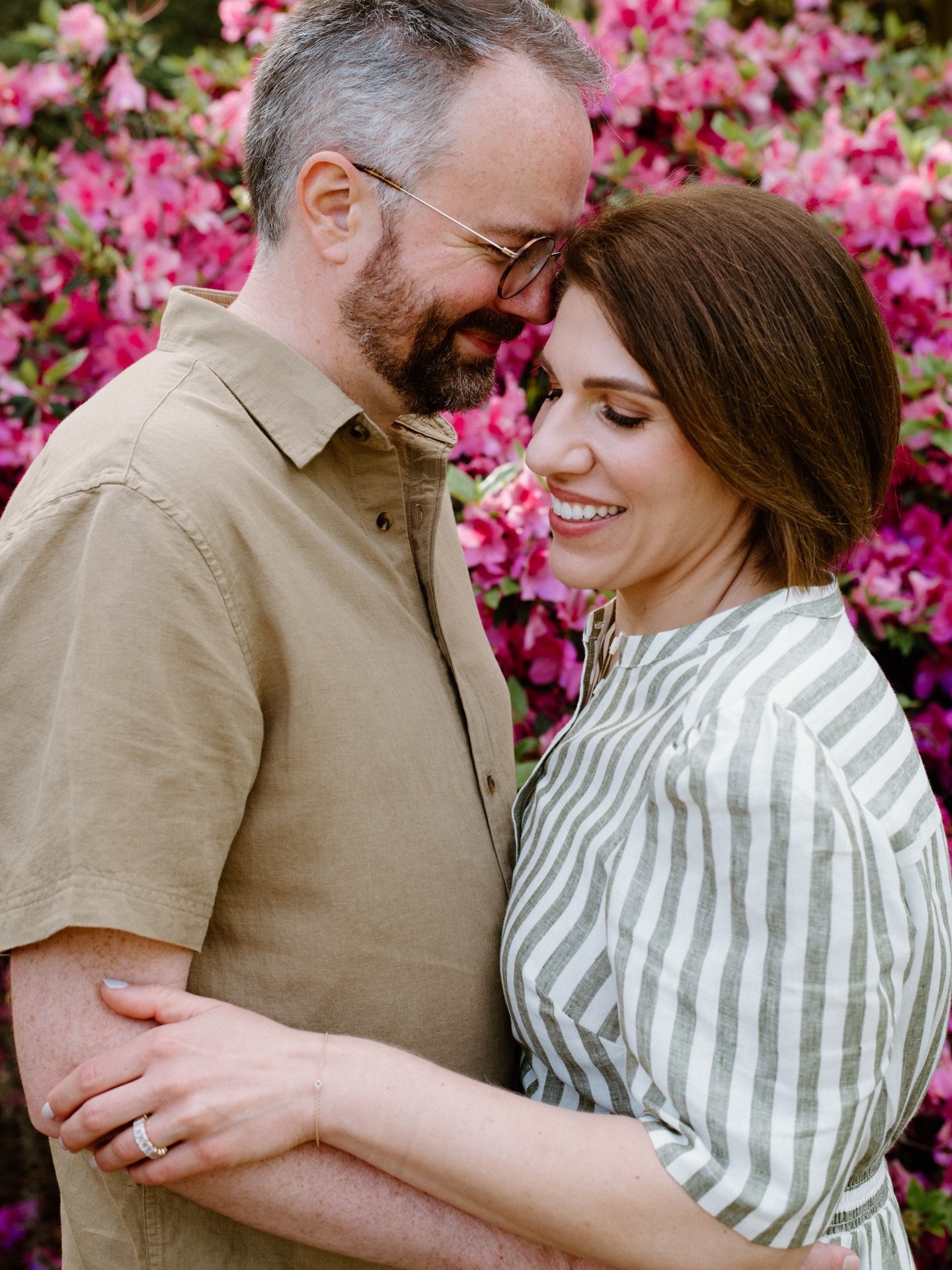 that giddy feeling you get when the light is right and you have just the best time capturing two people 🥹Kyle + Abby this morning at Riverfront Park is giving everything. 

And the RING!! AL&amp;EM seriously out did themselves 😍