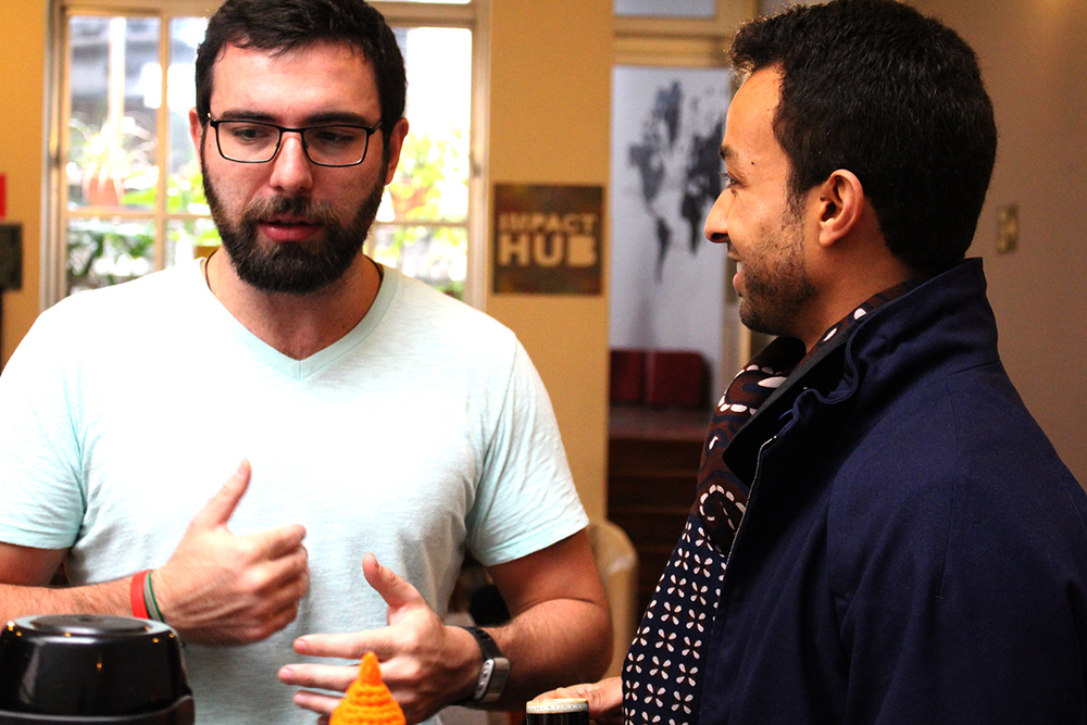 Murillo and Mohammed chat over breakfast