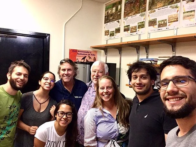 Multiple generations of tropical river scientists together this morning @TropicalRiversLab. Happy to welcome Dr. Alan Covich to @FIU!