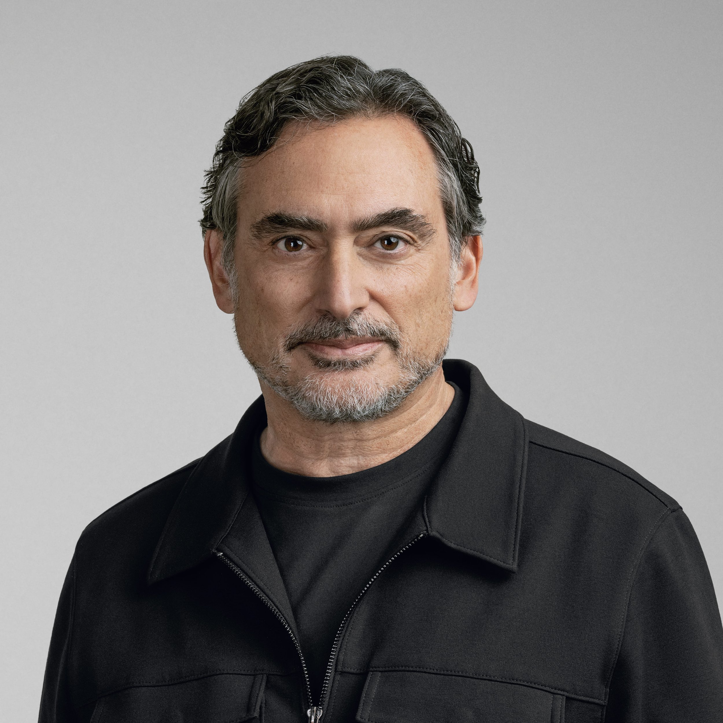 Nike Headshots_Rd4_Rob_0188_1x1.jpg