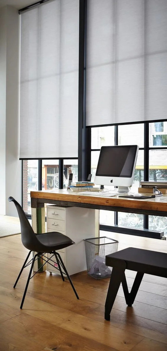ROLLER BLINDS Roller Blinds are a sleek, contemporary and popular window solution with the additional benefits of controlled privacy and the reduction of heat and glare. They are easy to operate with a simple chain controller and offer different levels of insulation and privacy depending on the fabric and mounting position on the window or wall. Our Roller Blinds are available in sheer, translucent, screen and blockout fabrics. 