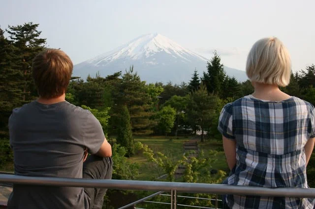 Underlandet Nina & Johannes Big in Japan Trailer Episode 4