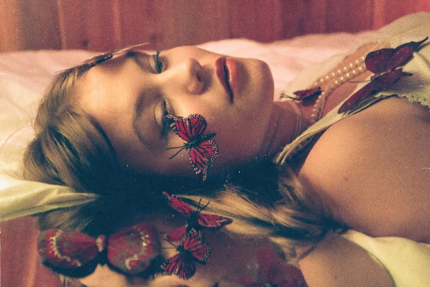 LXANDRA / Careful What I Dream Of
