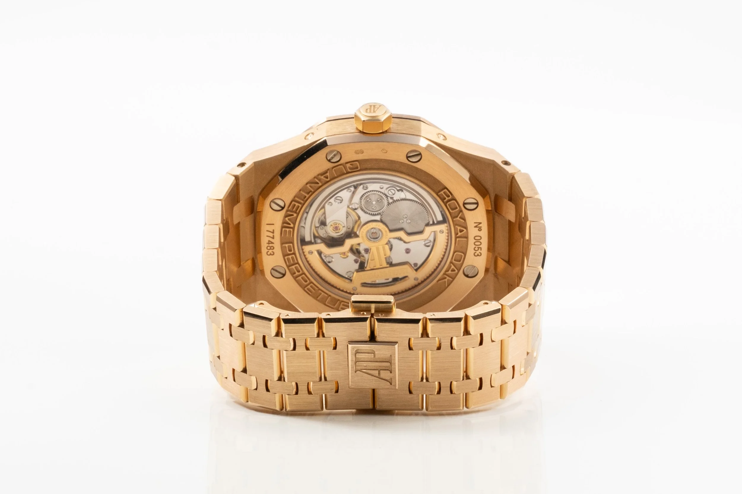 AUDEMARS PIGUET Royal Oak Quantième Perpétuel Rückseite K2509009.jpg