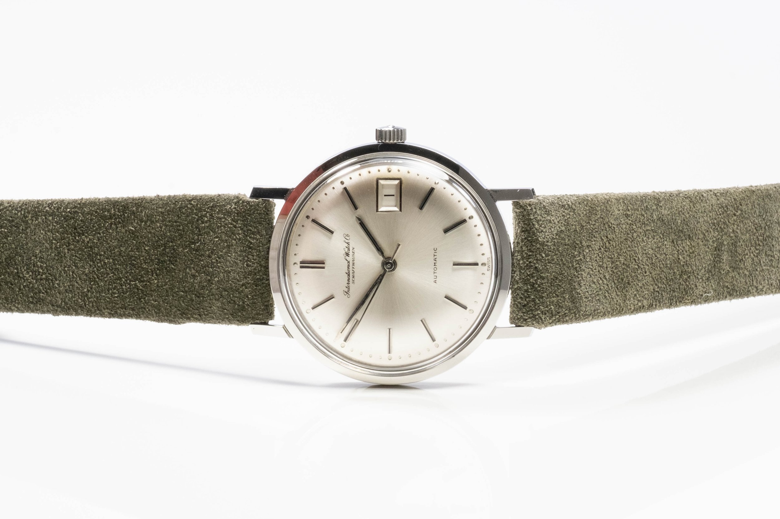 IWC Automatic Datum Stahl 2404010.jpg