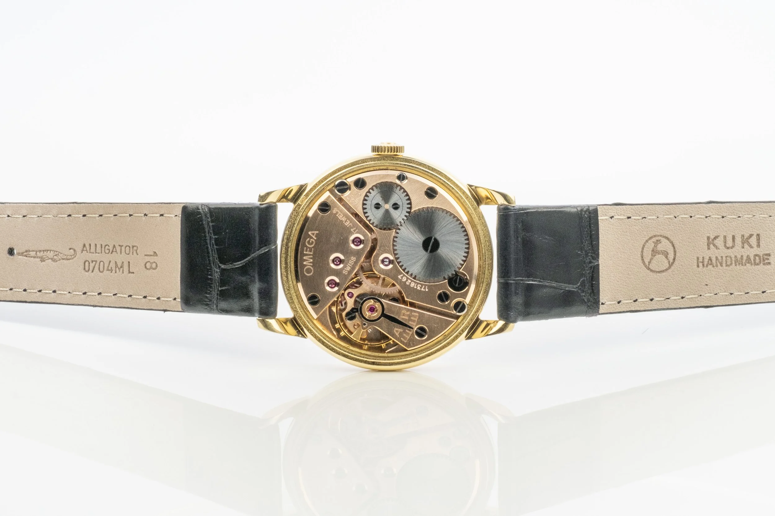 OMEGA "two-tone" markante Indexe Handaufzug Gelbgod Uhrwerk 2404011.jpg