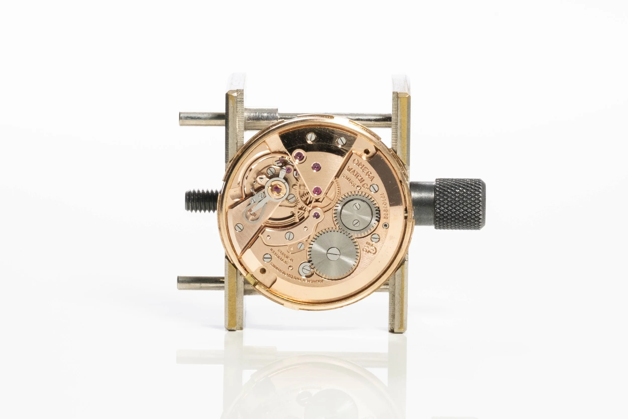 OMEGA Seamaster mit Datum Gelbgold Uhrwerk 2411004.jpg