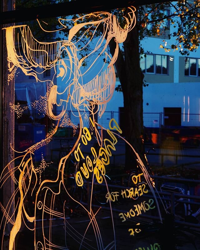 @eva.erny beautified our windows

#posca #malm&ouml; #erasmusplus #eusolidaritycorps #eusolidaritycorpssweden #mucf #idprogram #erasmuslife #erasmus