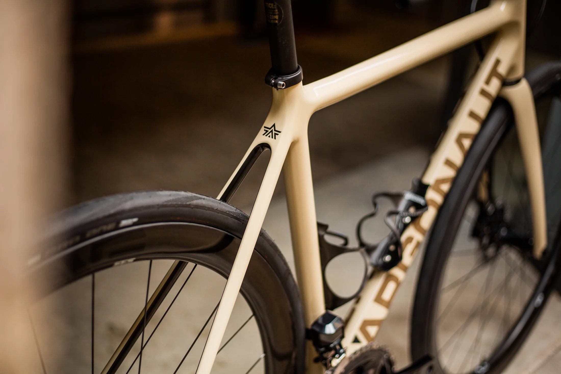 Argonaut_CafeConLeche_Web_5.jpg