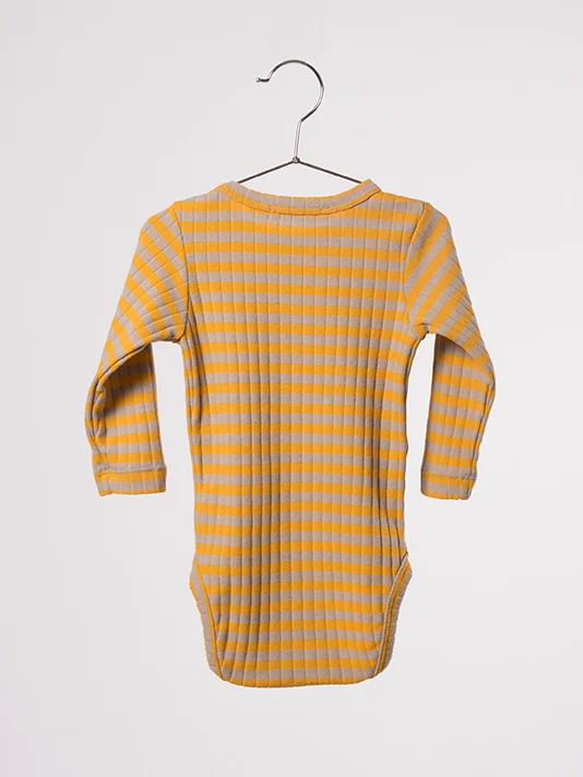 AW16-174_2.jpg