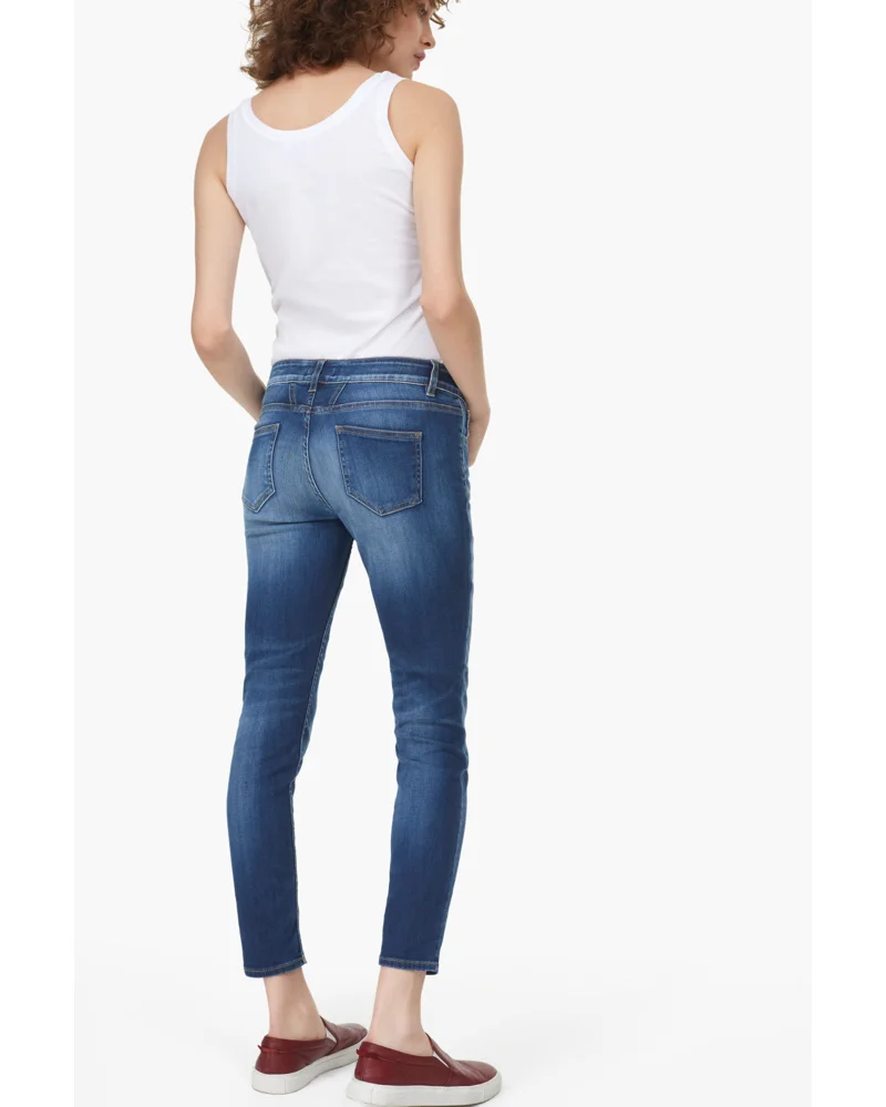 CLOSED-BAKER-BLUE-SATIN-DENIM-POWER-STRETCH-BACK.jpg