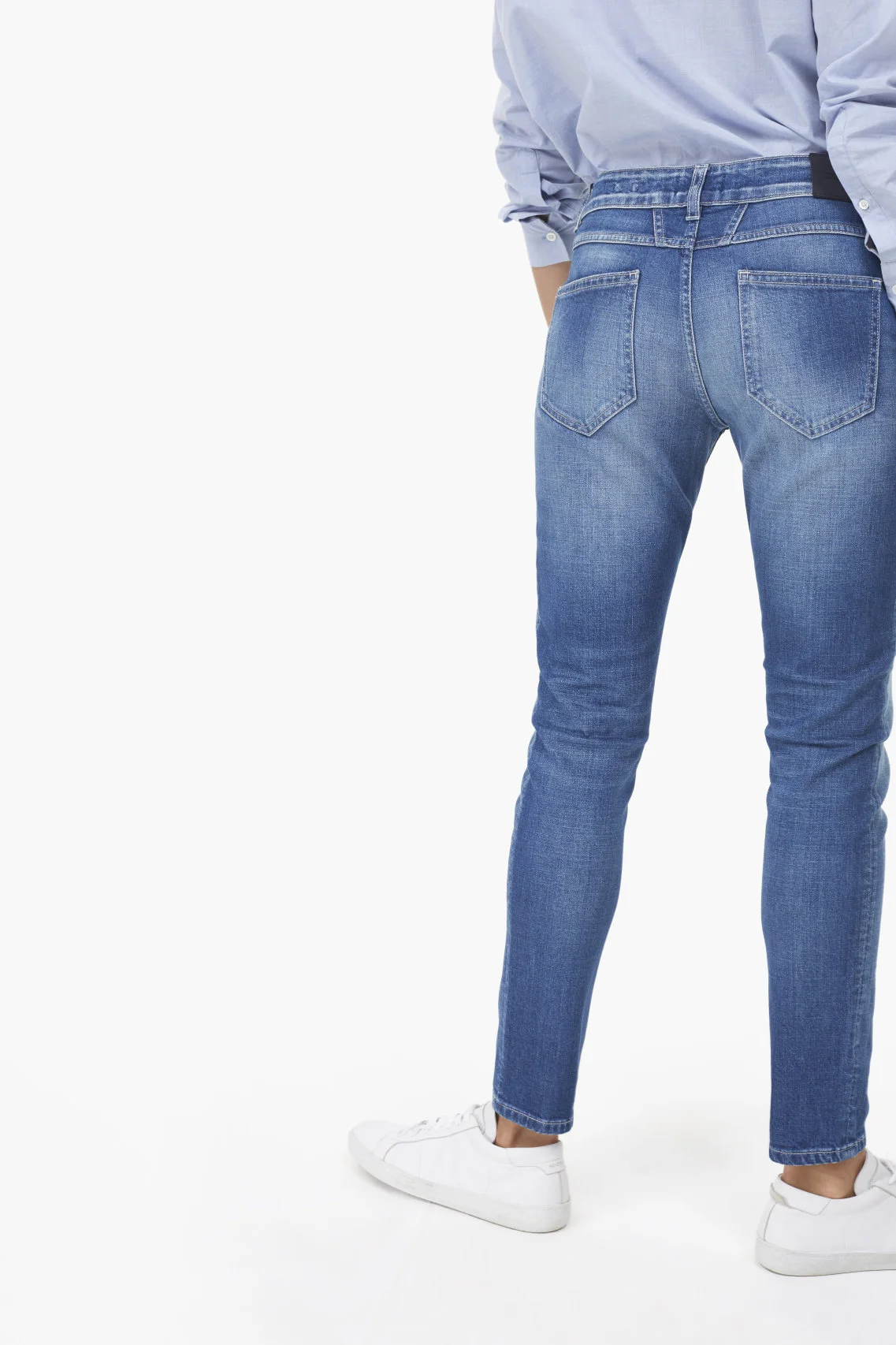 closed-pedal-x-jeans-light-blue.jpeg