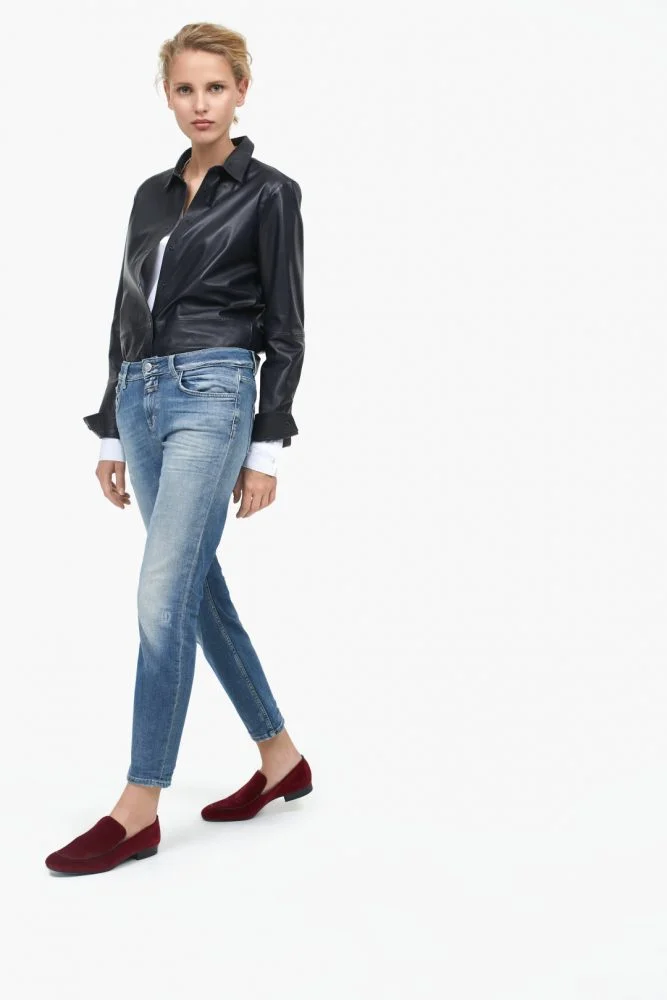 closed-baker-washed-blue-jeans-2.jpeg