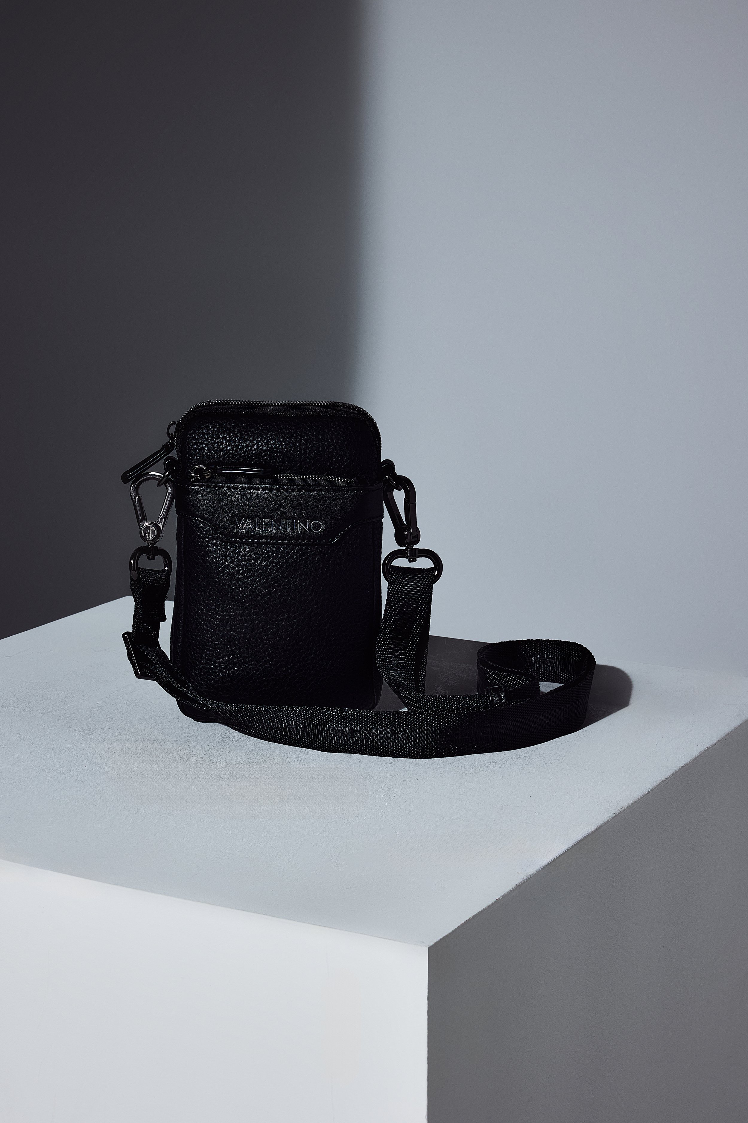 VALENTINO_11_21465.jpg