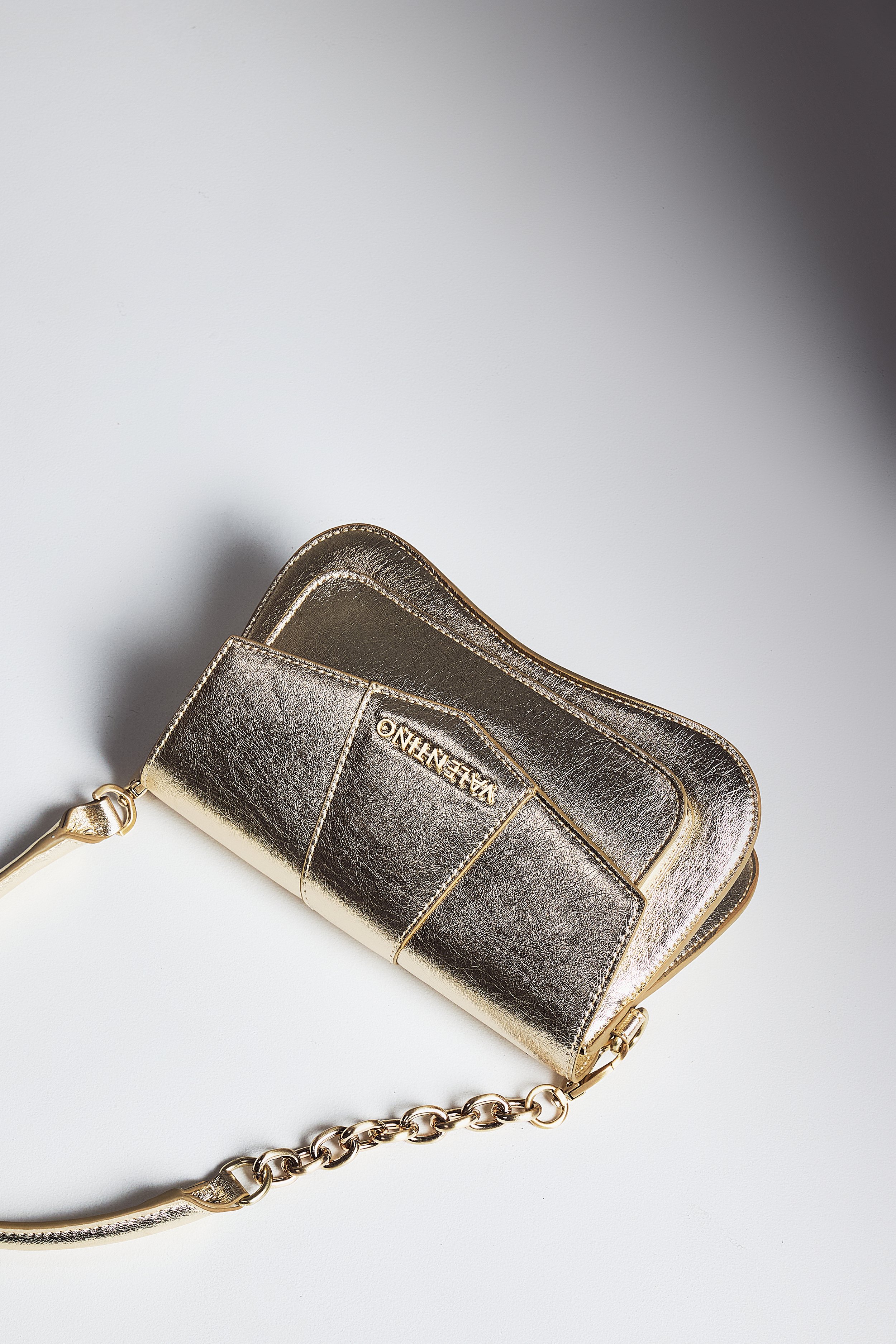 VALENTINO_11_21072 2.jpg