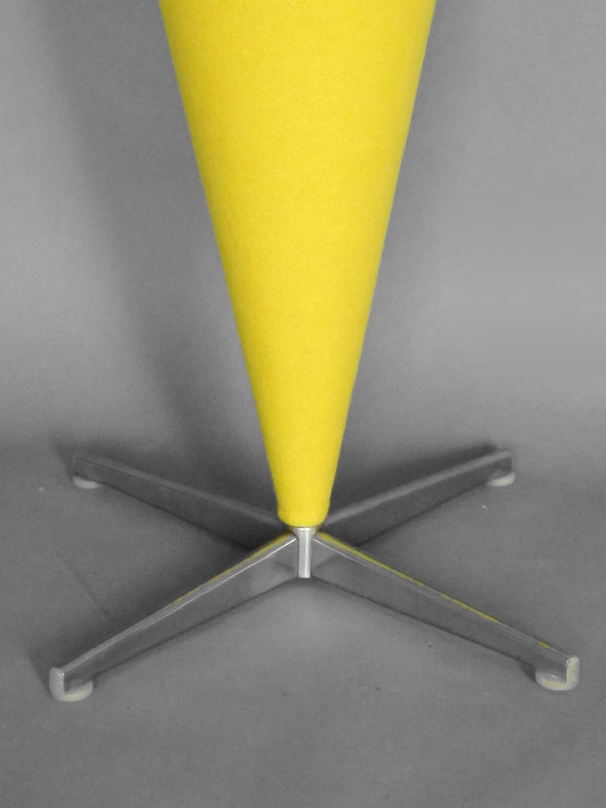 cone_stool_d4-1.jpeg
