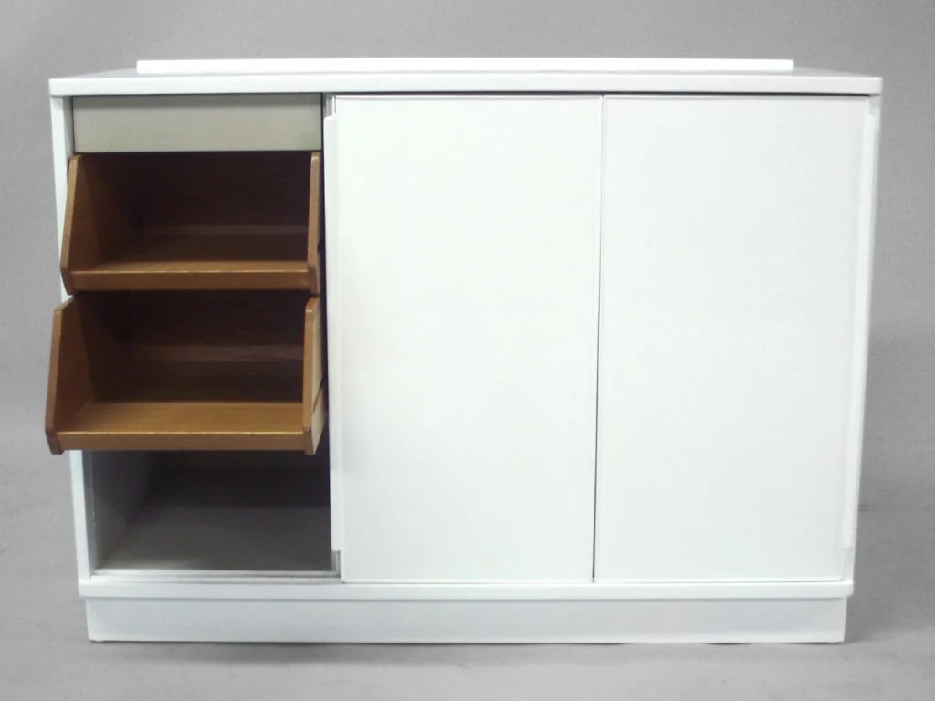 wormley_dunbar_white_lacquered_cabinet_d3.jpg