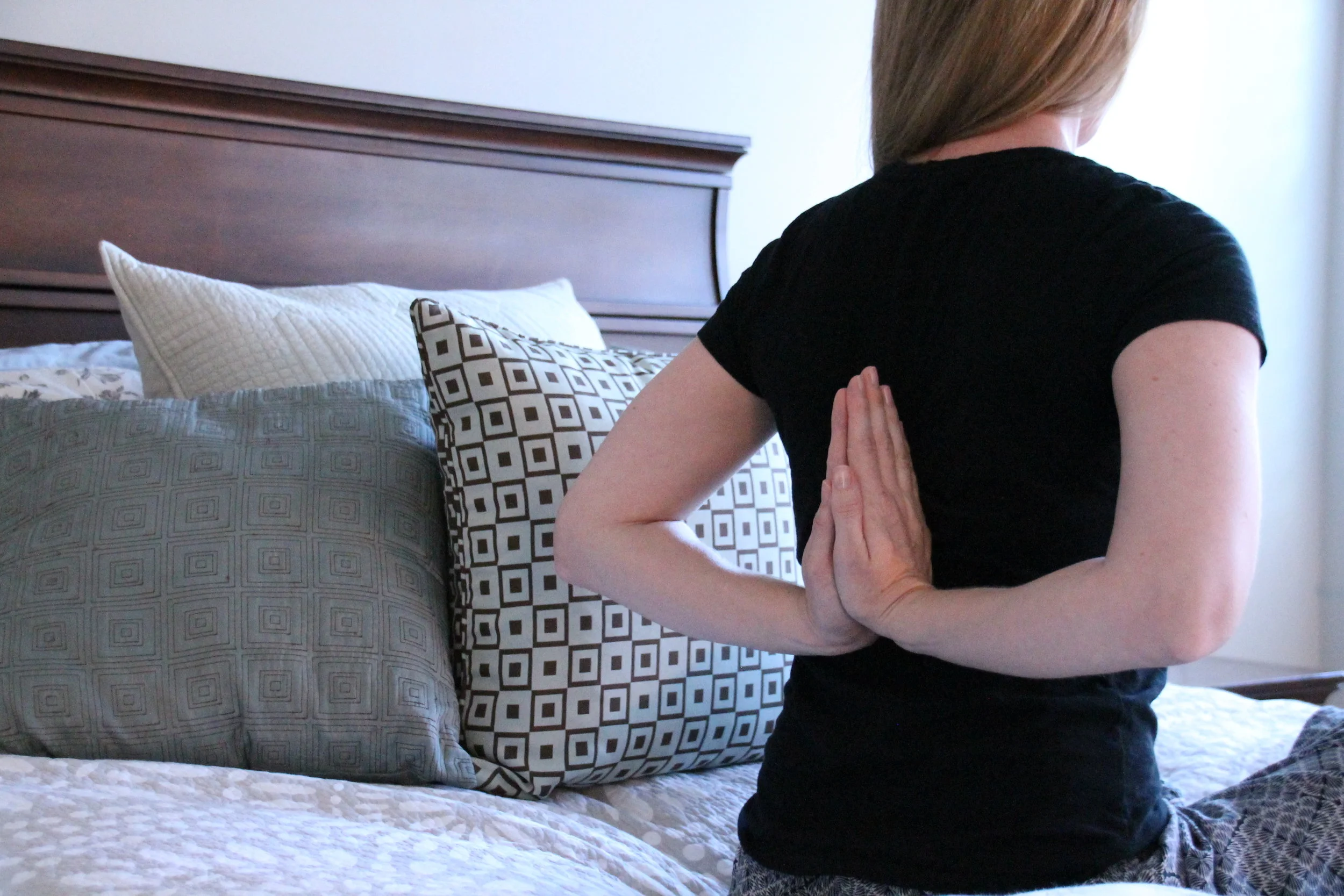 Dreamy Yoga: 3 Ways to Find Dreamland Faster