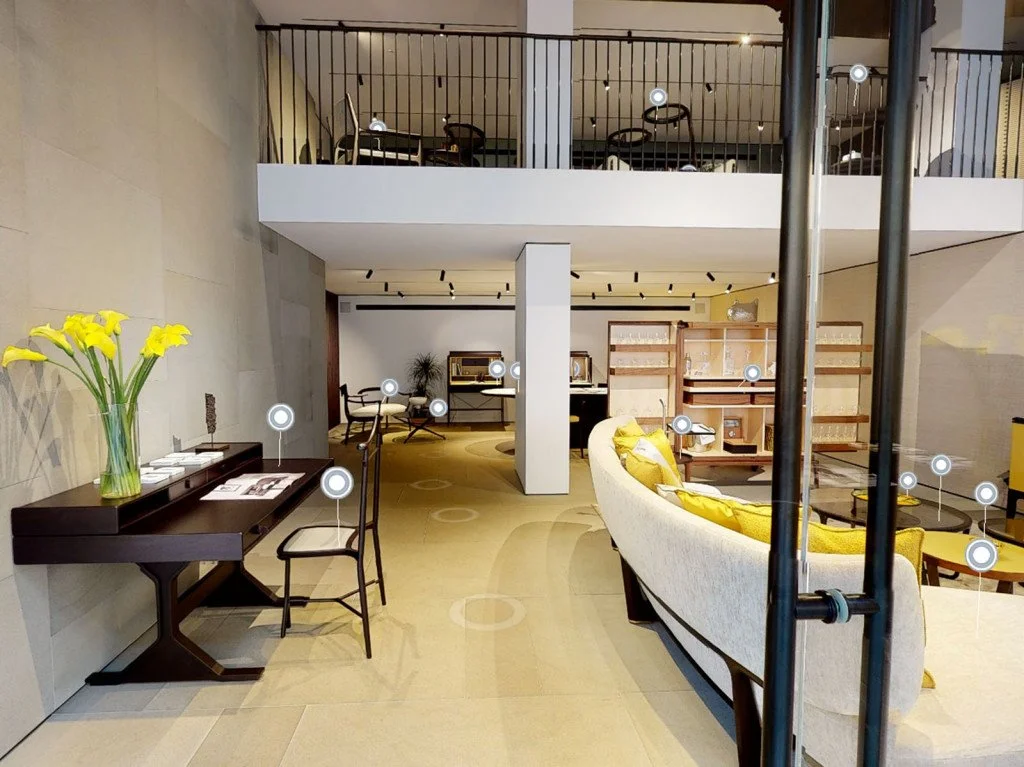 Discover the new products with the Ceccotti Collezioni virtual tour in Milan