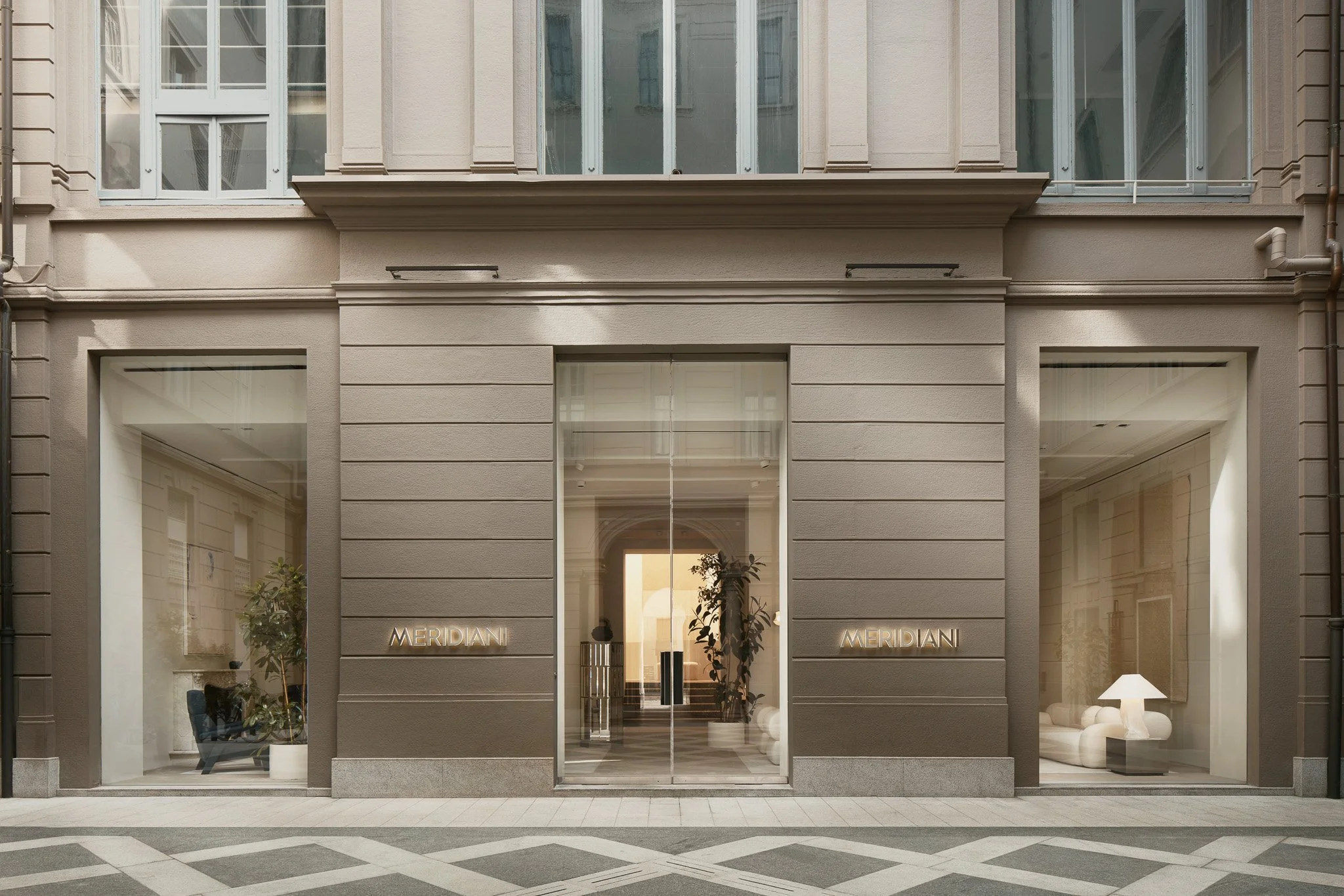 MERIDIANI NEW MONO-BRAND STORE IN MILAN