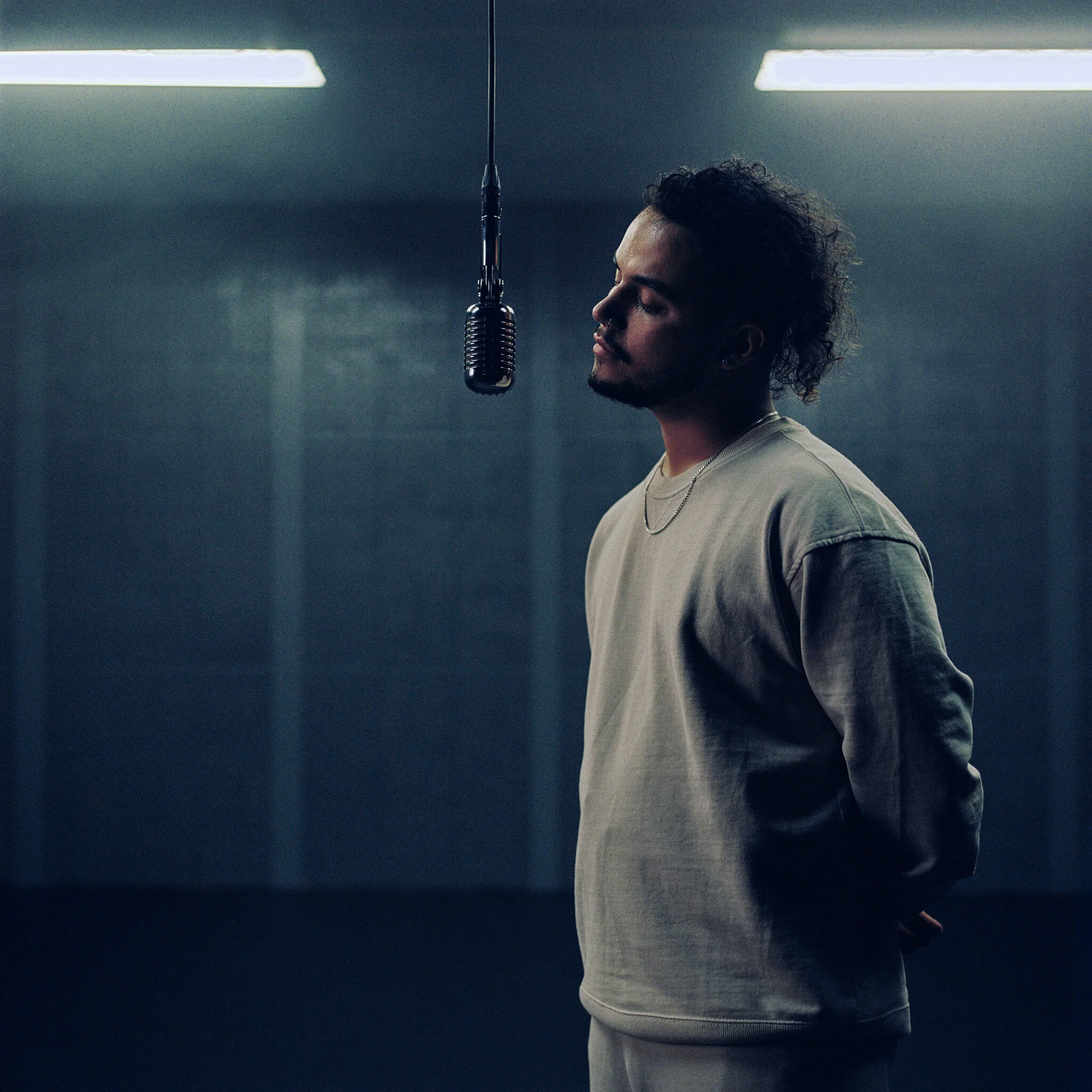 FKA Franky x Staywell - Bones feat. Bardeaú (2021, Single, Staywell / Independent)