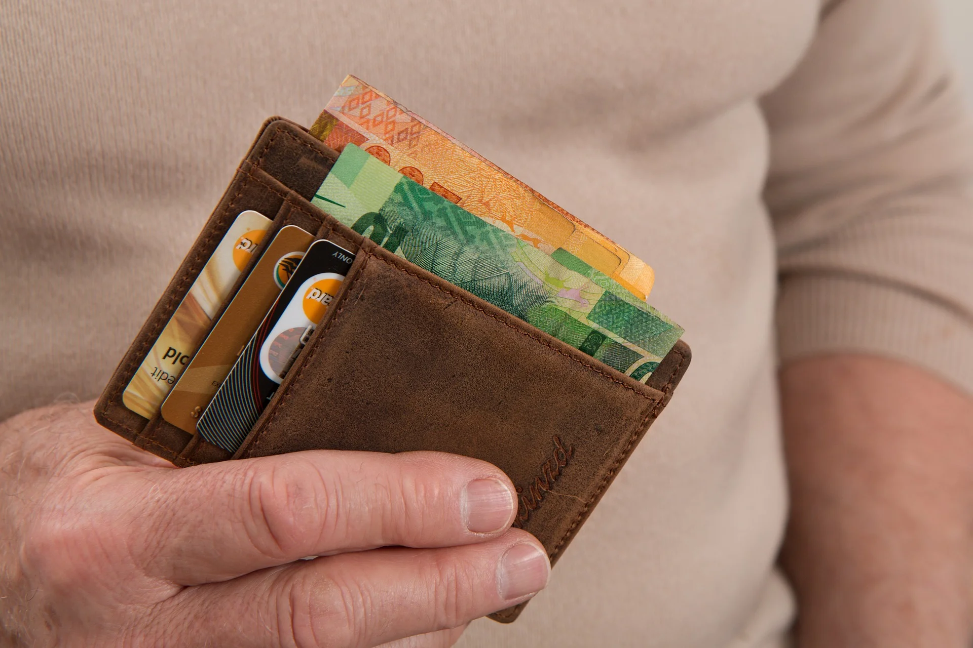 wallet-2668463_1920.jpg