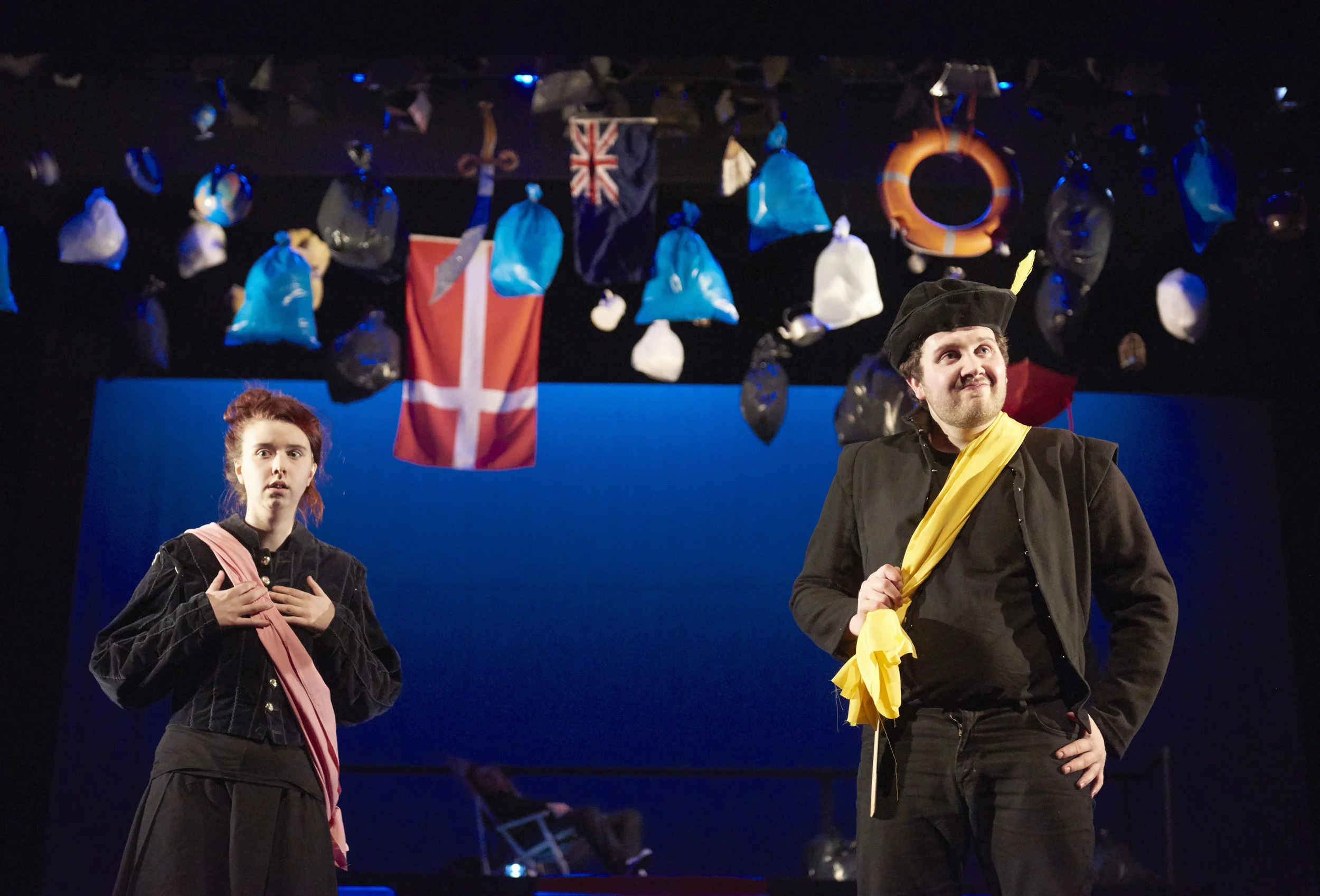 ROENCRANTZ_AND_GUILDENSTERN_ARE_DEAD_1 3687.jpg