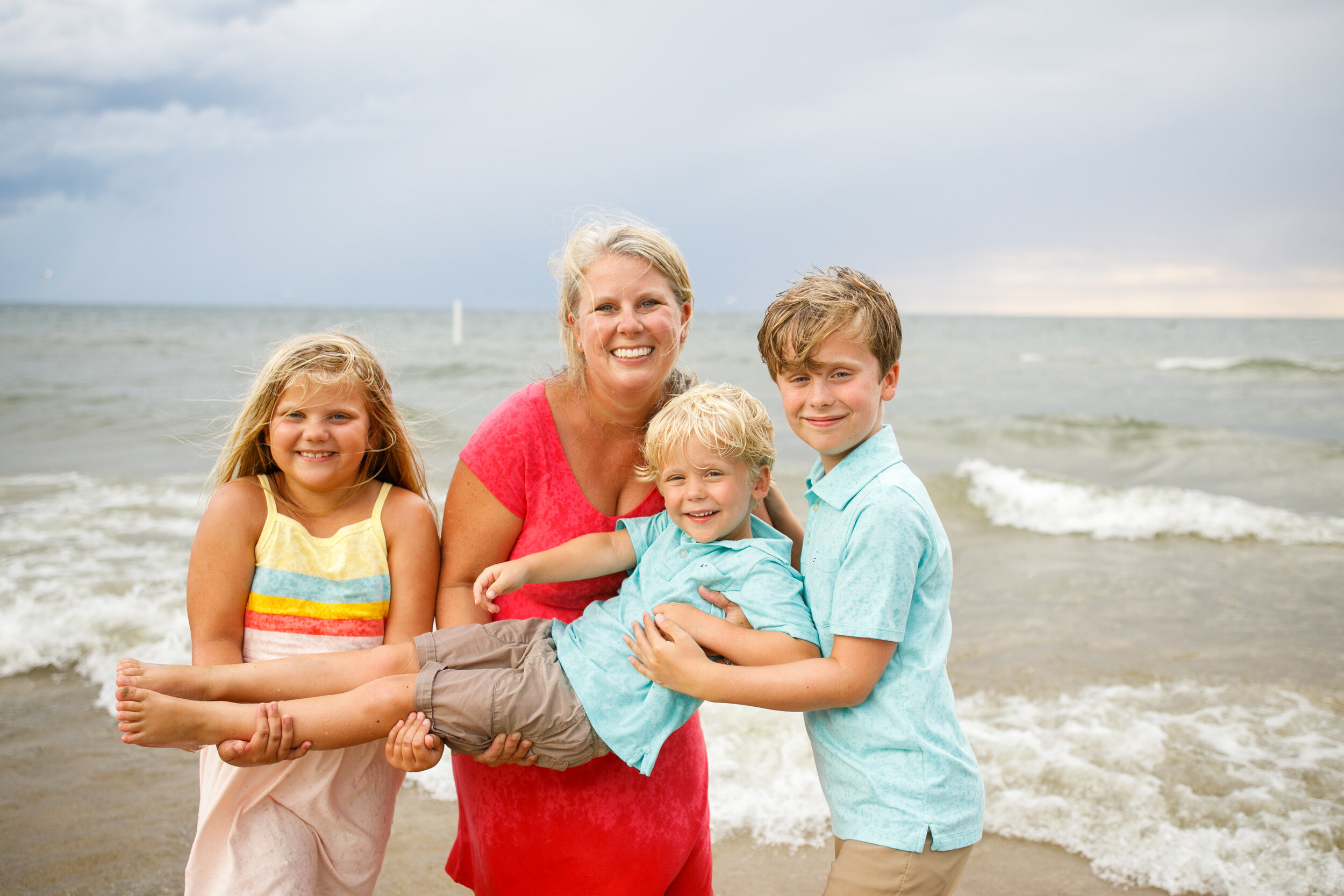 Murphy Family - Saugatuck Family Session - Oval Beach Family Session - Grand Rapids Photographer - Saugatuck Photographer - J Darling Photo 026.jpg