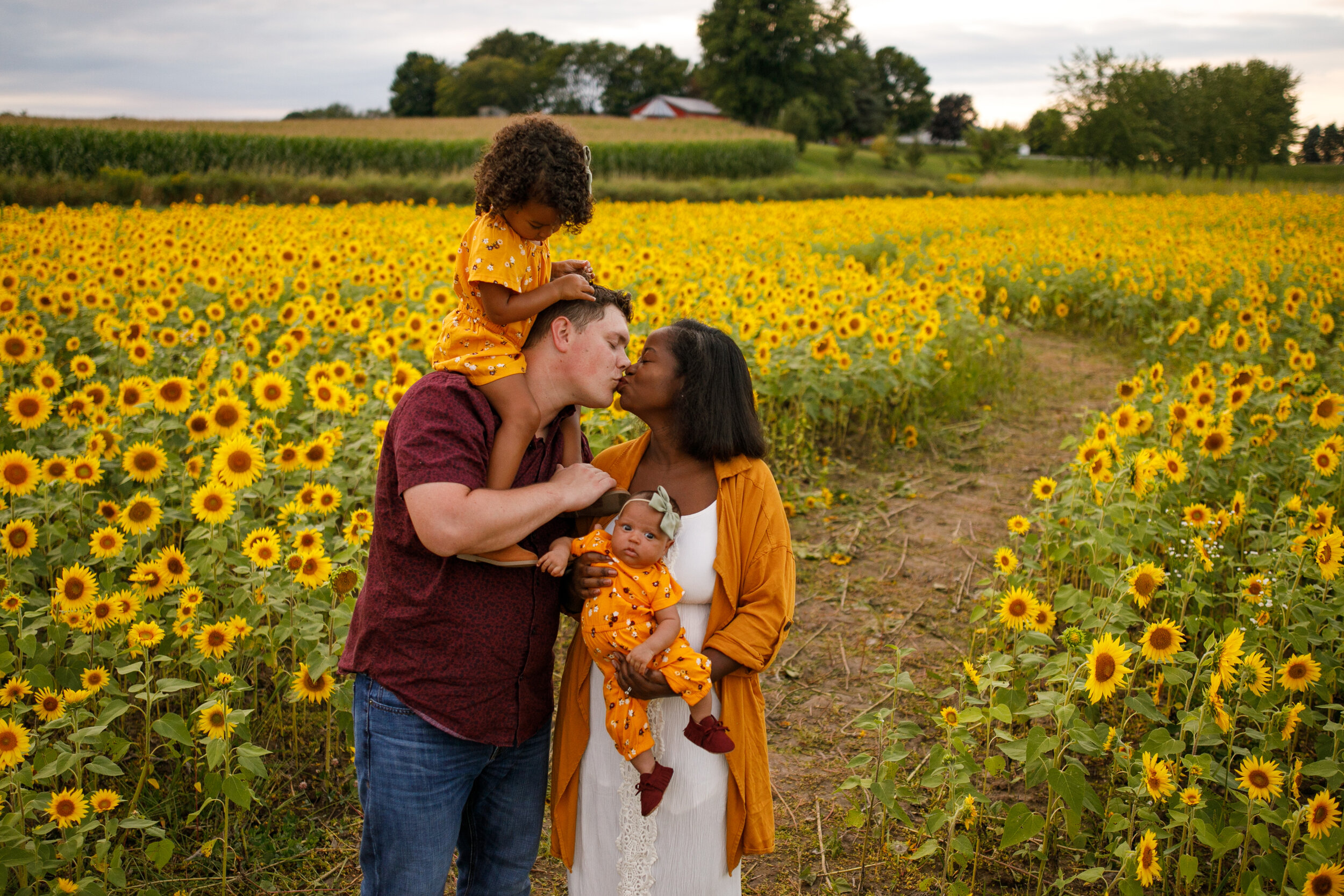 Morris Family Summer 2019 - Grand Rapids Photographer - Grand Rapids Family Photographer - Ed Dunneback and Girls - J Darling Photo 039.jpg