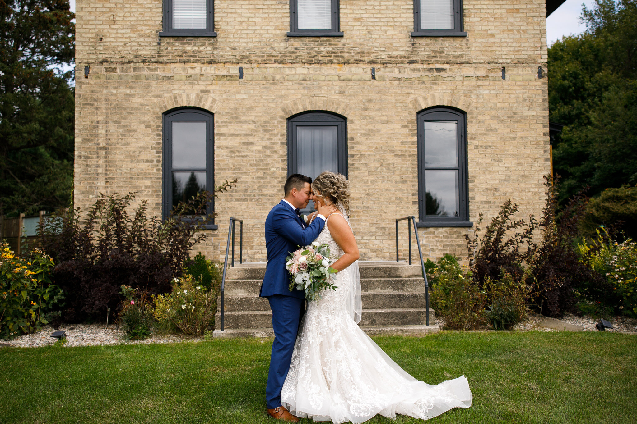 Pinnacle Center Wedding - Jillian and Rodrigo Wedding - Grand Rapids Wedding Photographer - West Michigan Wedding Photographer - West Michigan Wedding - Farmhouse Wedding - J Darling Photo075.jpg