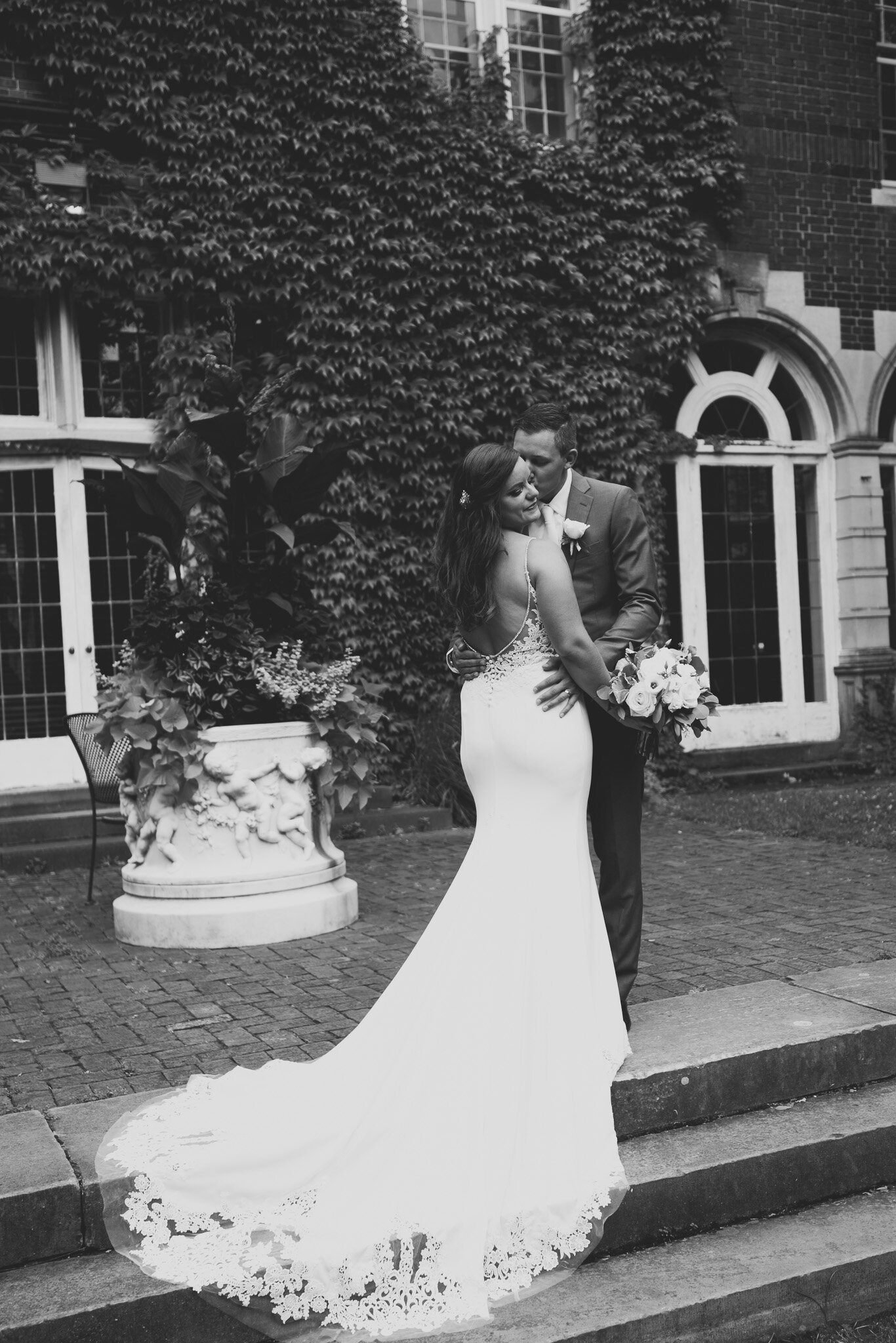 GRAM Wedding - Grand Rapids Art Musuem - Grand Rapids Wedding Photographer - Devos Place Wedding - Aquinas Wedding - Aquinas College Wedding - J Darling Photo - Jessica Darling056.jpg