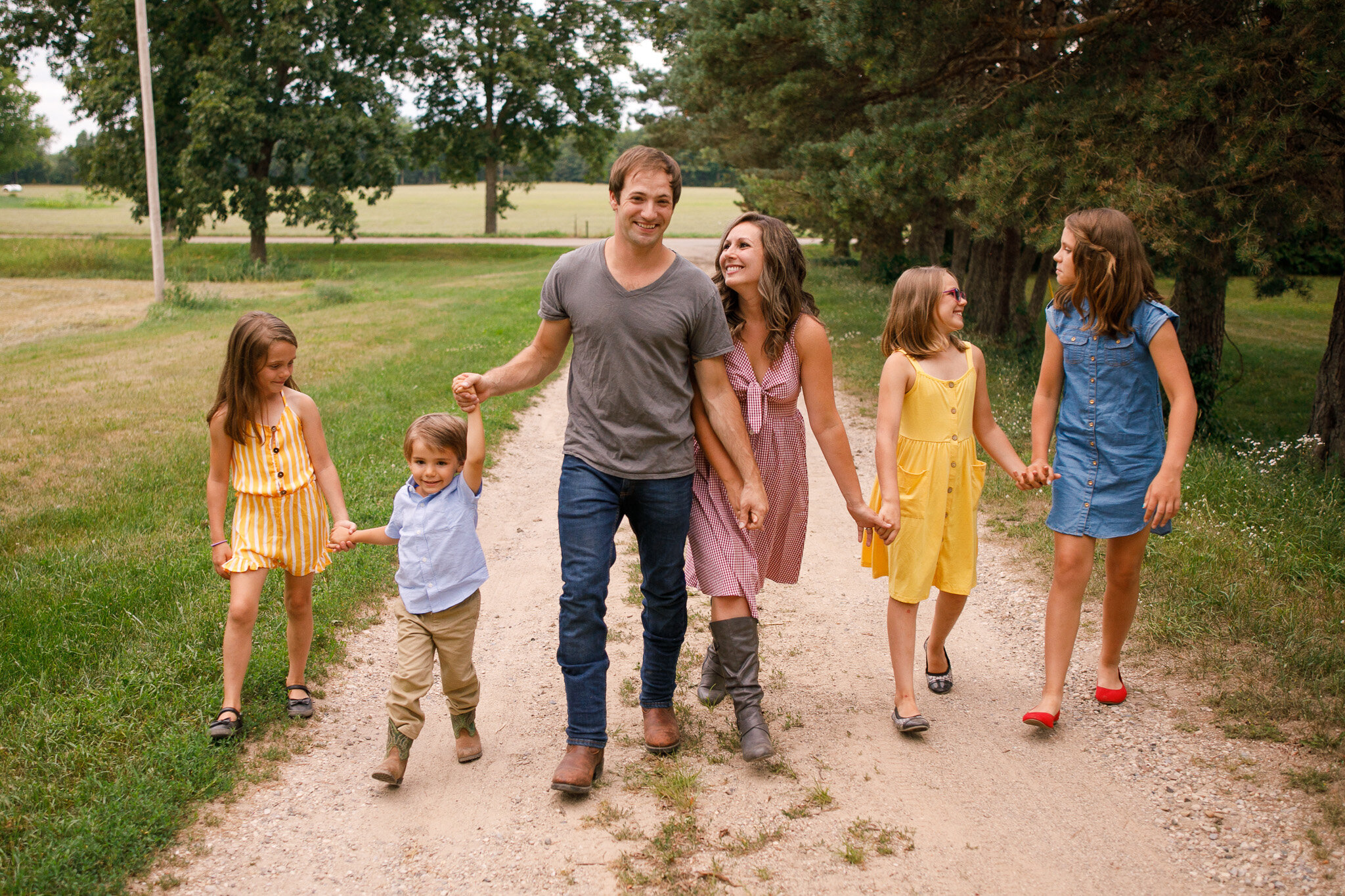 Grand Rapids Lifestyle Family Photographer - West Michigan Family Photography - Farm living - farm family photos - j darling photo - rockford family photographer - torren family 037.jpg