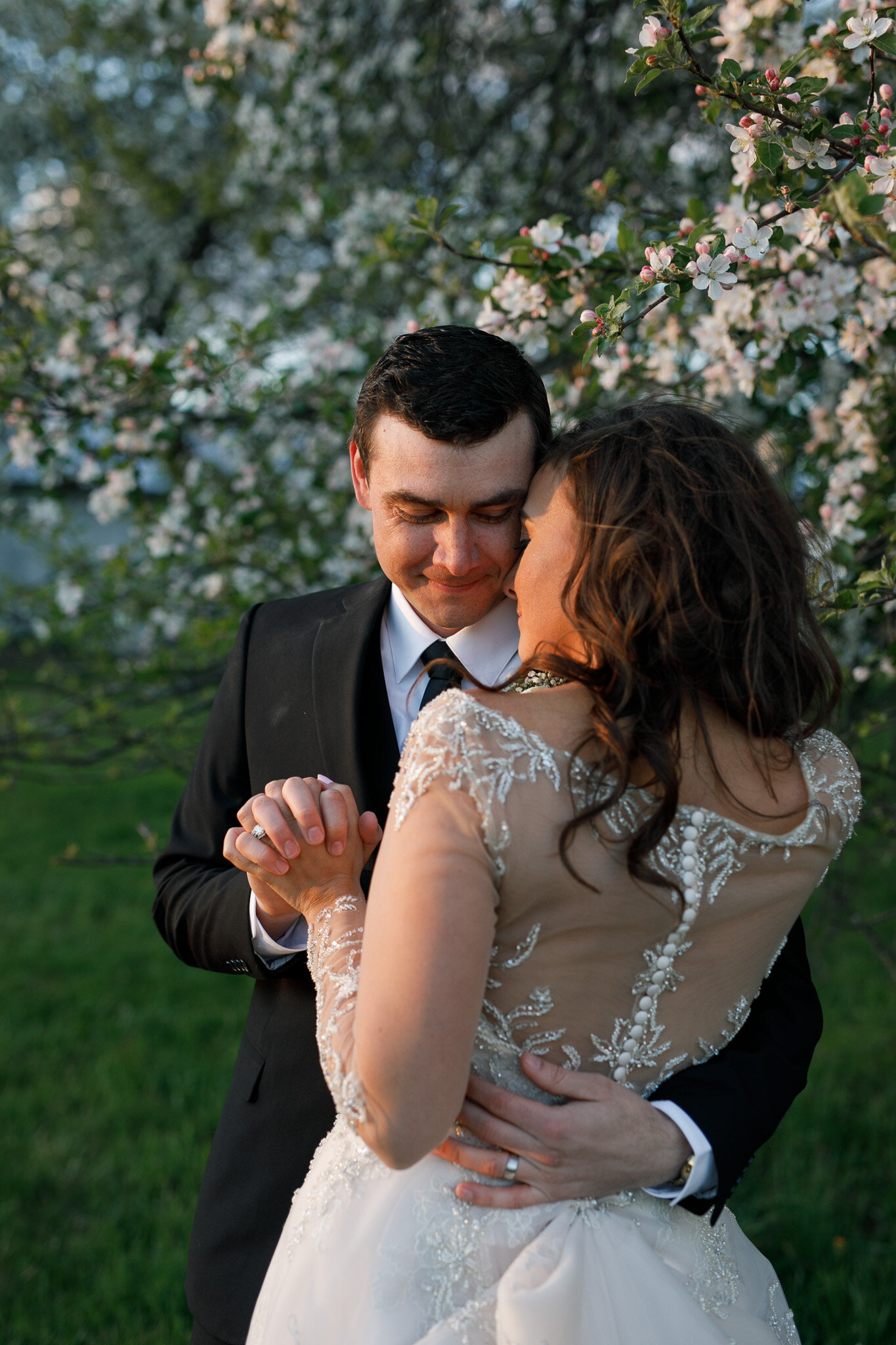 Gabrielle and Joe Preview - Grand Rapids Wedding Photographer  _10.jpg