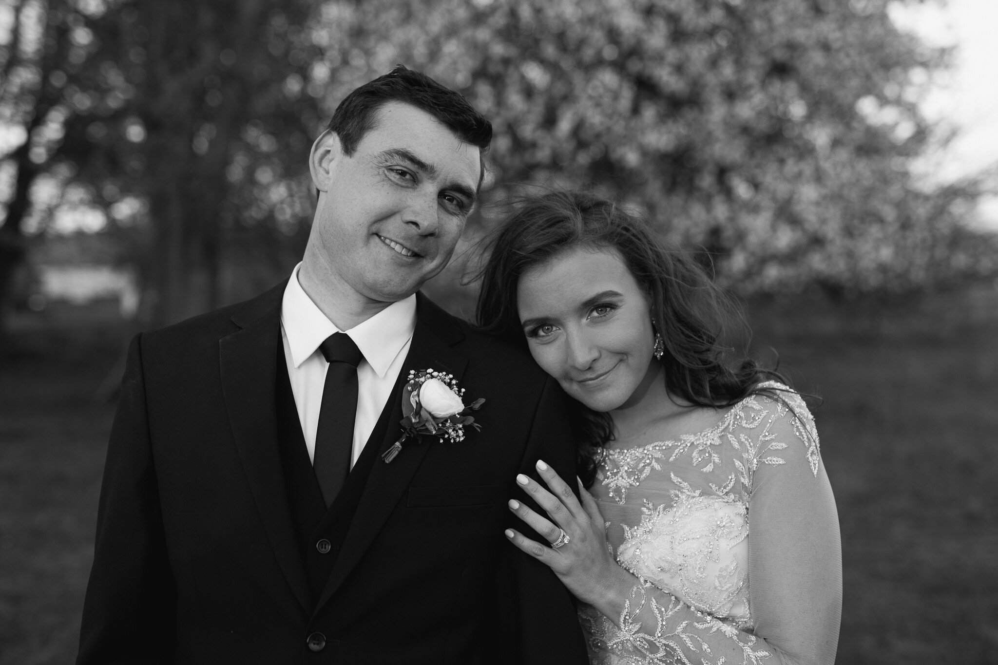 Gabrielle and Joe Preview - Grand Rapids Wedding Photographer  _03.jpg