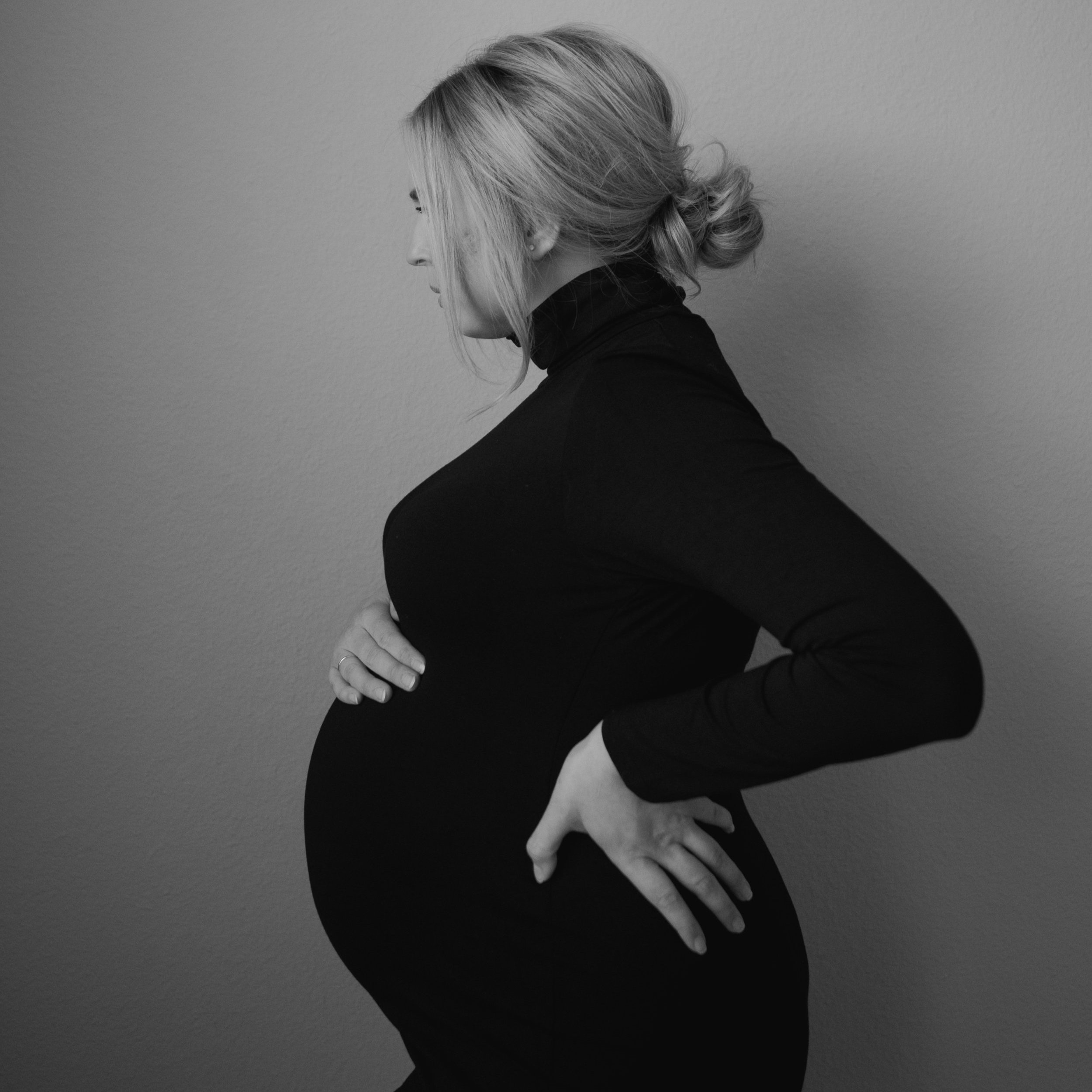 Brittani+Matthews+Maternity+2022+-+J+Darling+Photo03.jpg