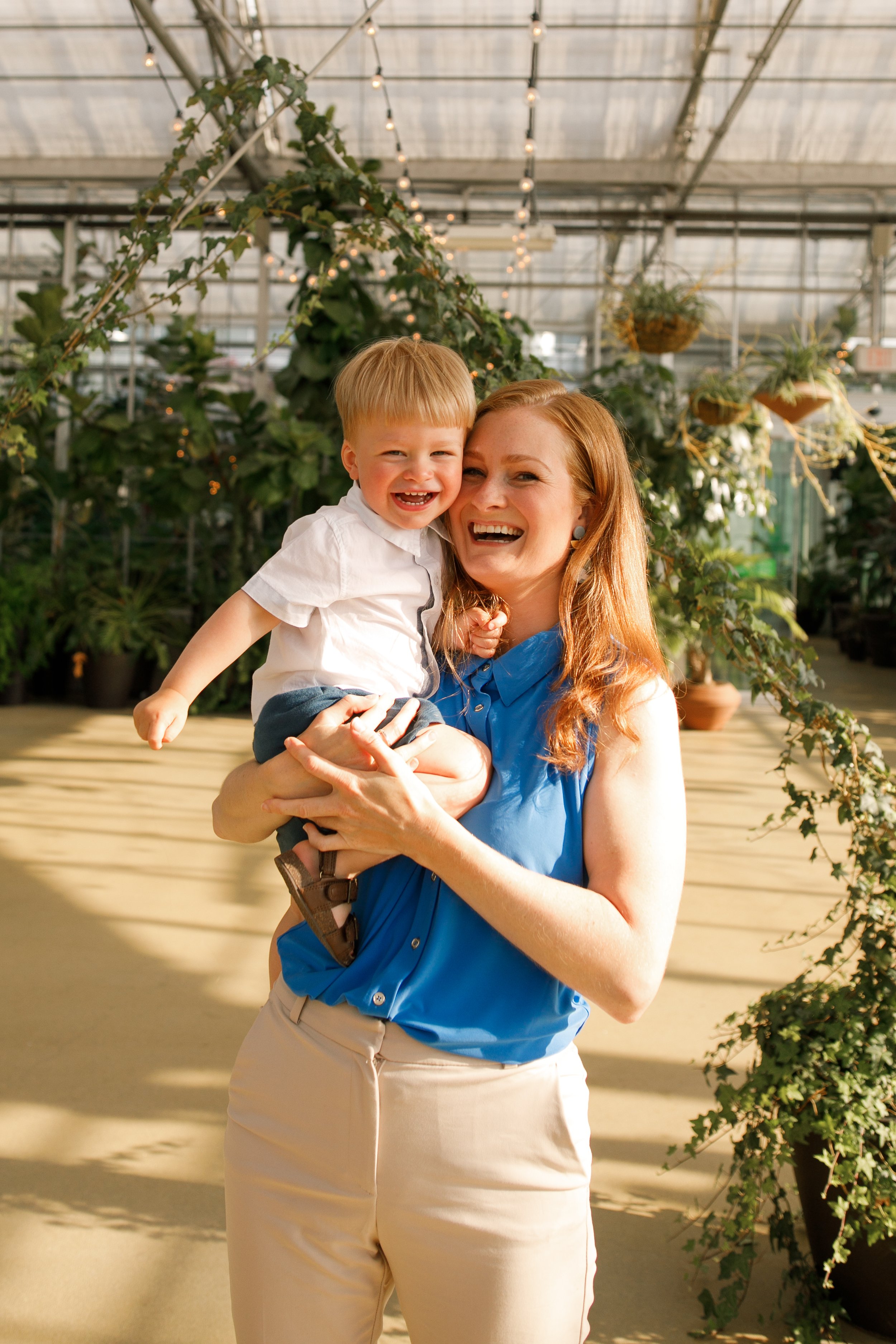 Grand Rapids Downtown Market - Grand Rapids Extended Family Session - Grand Rapids Family Photographer - Extended Family Photographer - Downtown Market - Pellecer Family 2022 - J Darling Photo 20.jpg