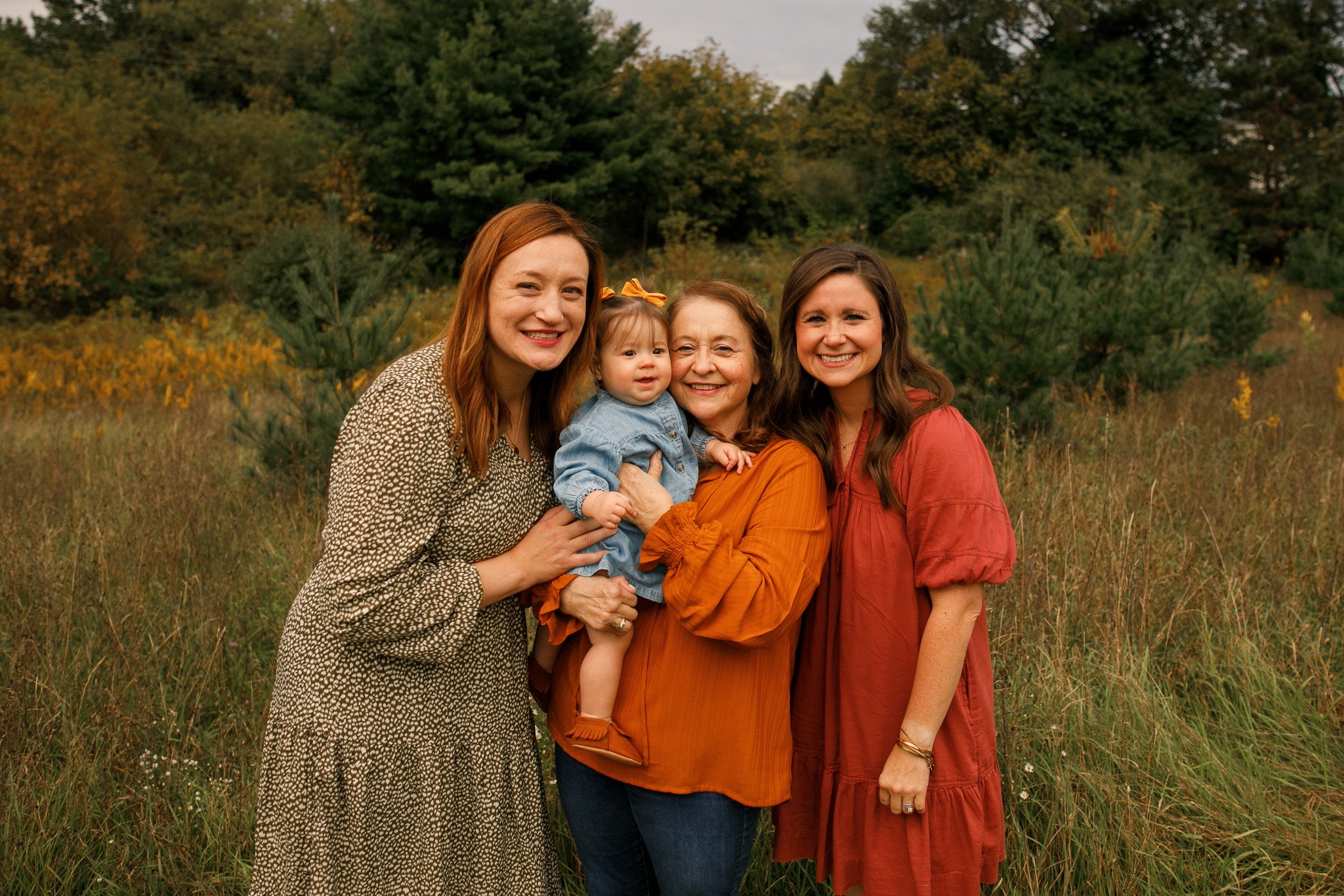 Milito Extended Family Session - Rockford Family Photographer - Luton Park - Rockfrod Michigan - Grand Rapids Extended Family Photographer - West Michigan Family Photographer - Lifestyle Family Photography - Jessica Darling - J Darling Photo028.jpg