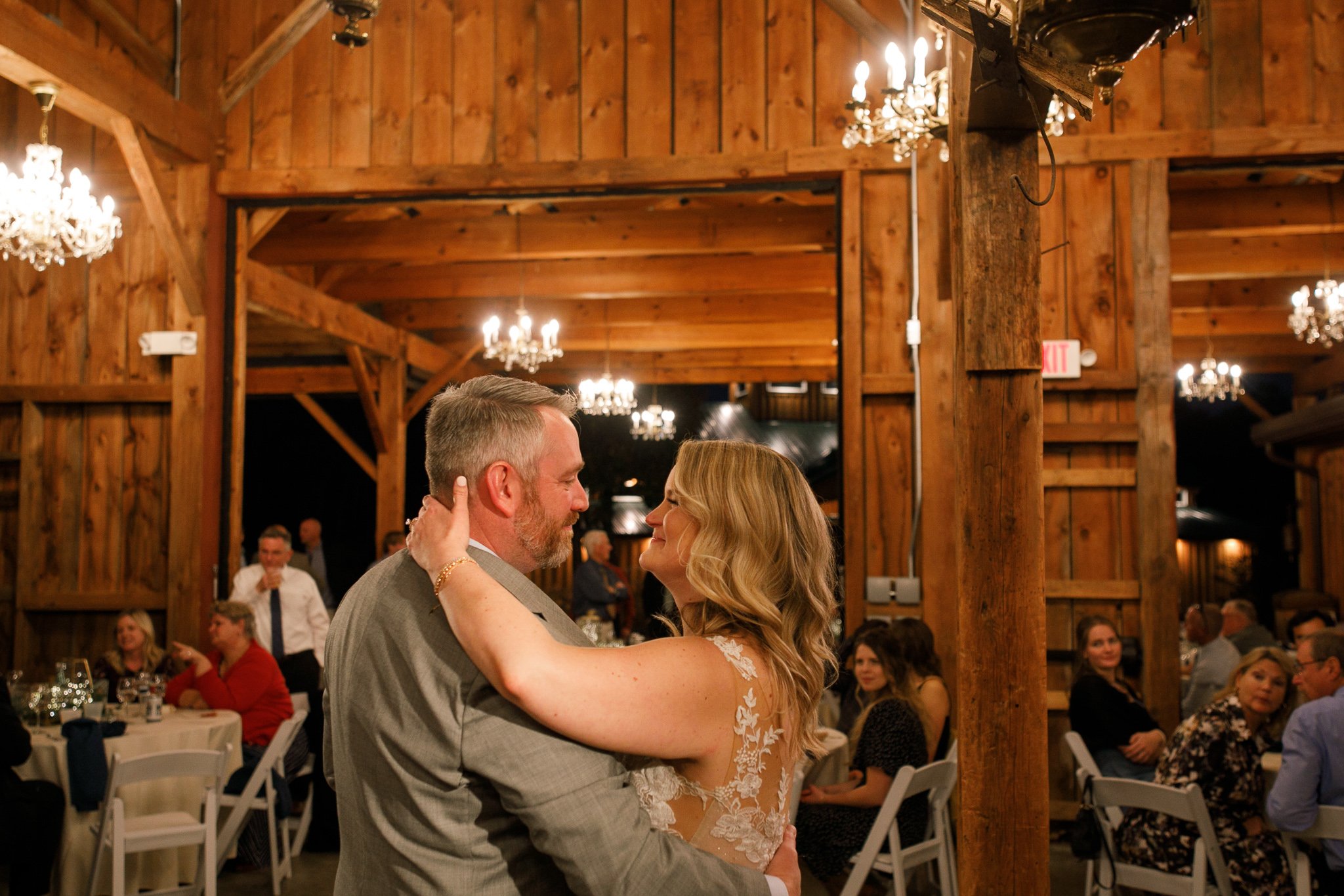 Rice Wedding - Inisfree Farm - Inisfree Farm Wedding - Southern Michigan Wedding Photographer - Saugatuck Wedding Photographer - Paper Hat Weddings - South Haven Wedding Photographer - Jessica Darling - J Darling Photo144.jpg