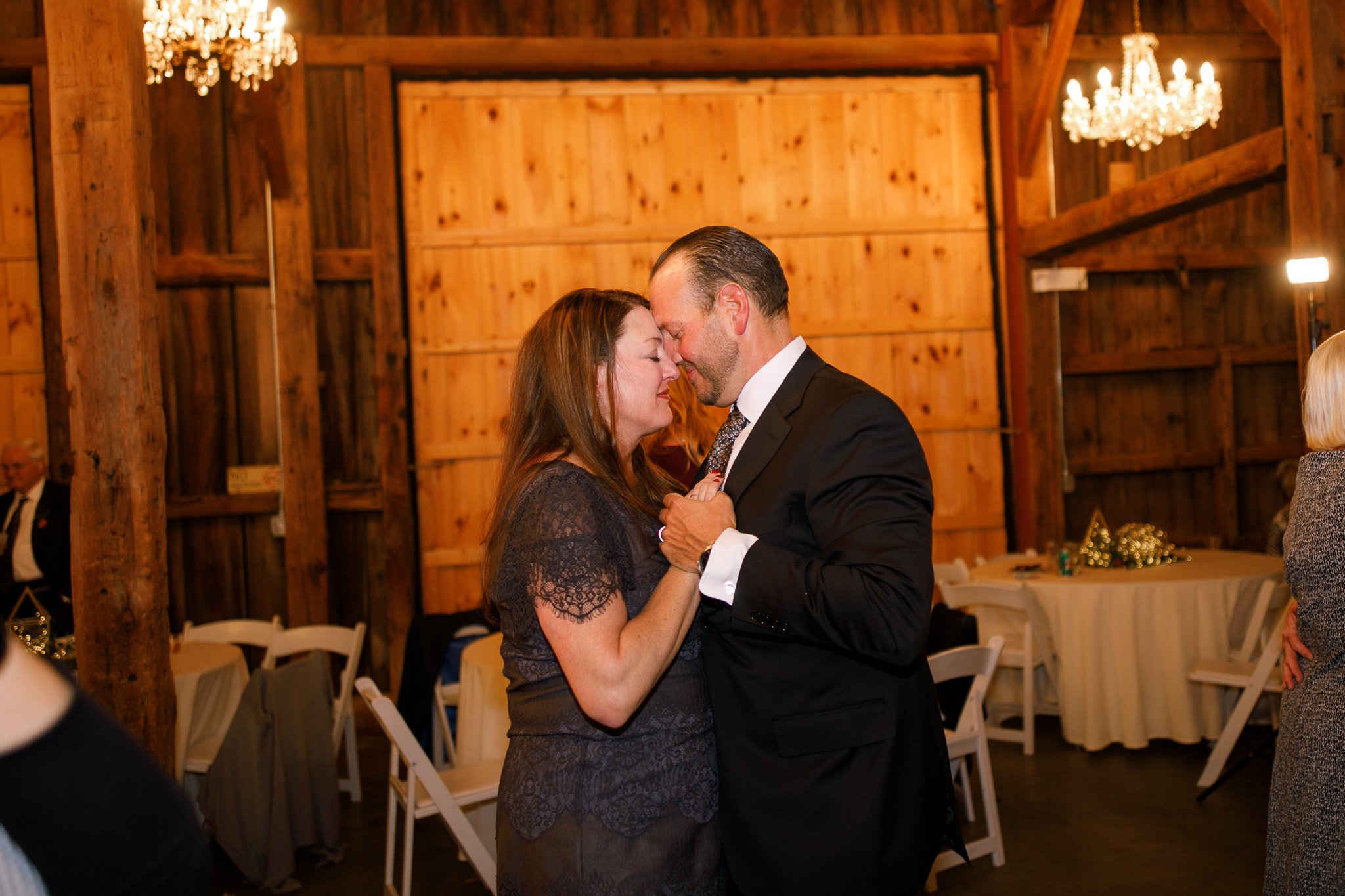 Rice Wedding - Inisfree Farm - Inisfree Farm Wedding - Southern Michigan Wedding Photographer - Saugatuck Wedding Photographer - Paper Hat Weddings - South Haven Wedding Photographer - Jessica Darling - J Darling Photo170.jpg