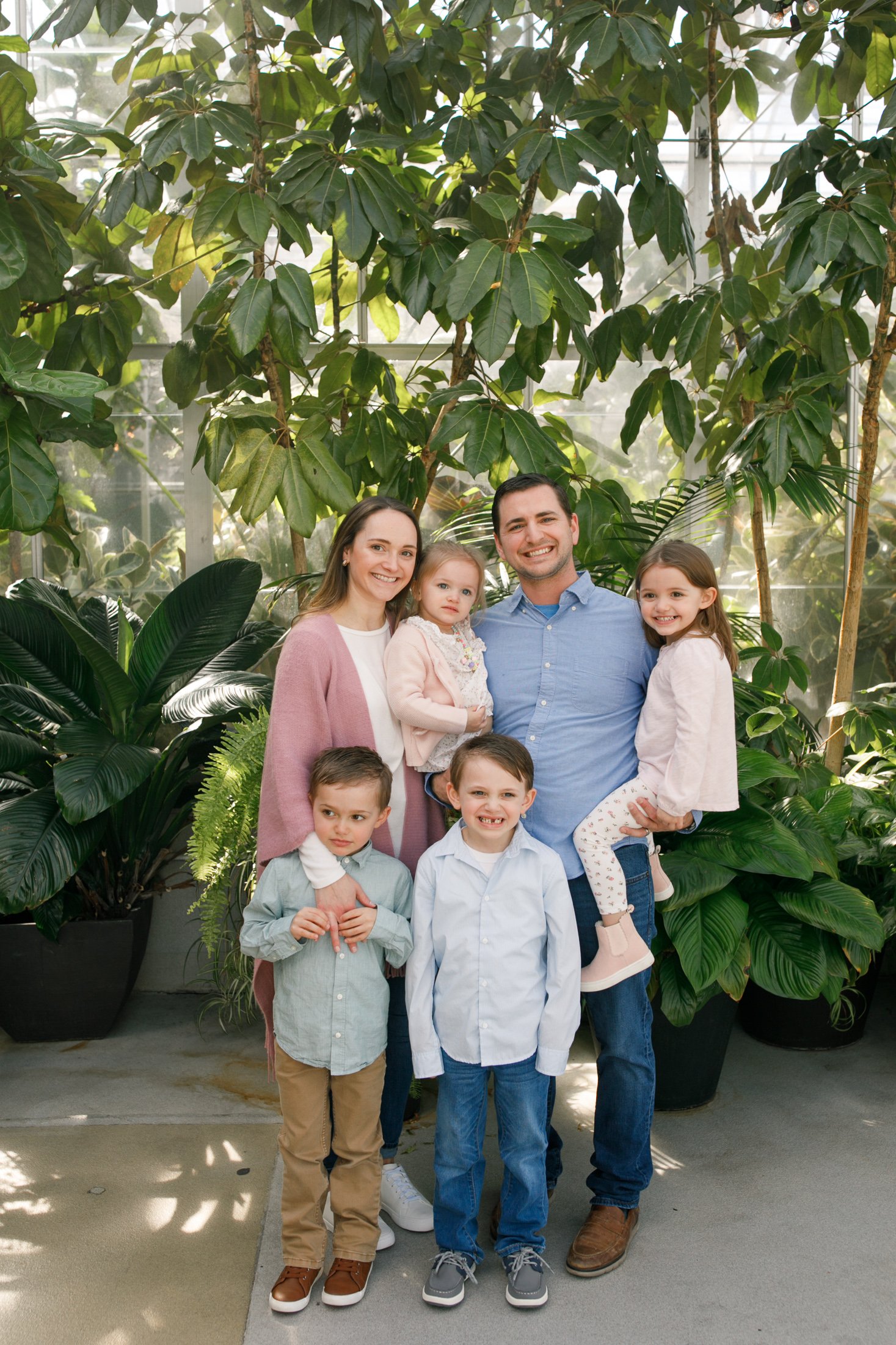 Grand Rapids Family Photographer - Grand Rapids Extended Family Photographer - Grand Rapids Event Photographer - Grand Rapids Downtown Market - Downtown Market Greenhouse - Large Family Photos - Grice Family - J Darling Photo_041.jpg