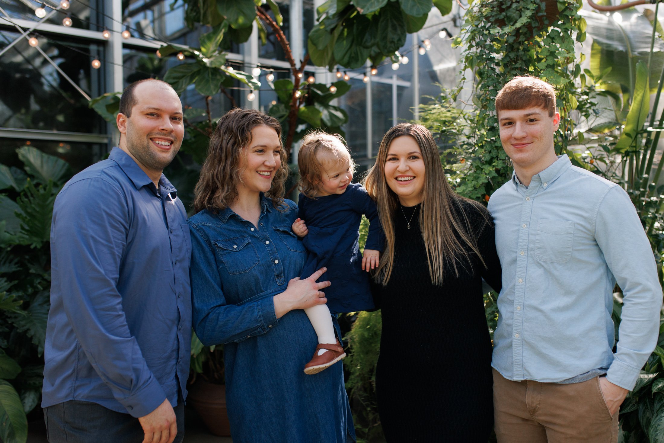 Grand Rapids Family Photographer - Grand Rapids Extended Family Photographer - Grand Rapids Event Photographer - Grand Rapids Downtown Market - Downtown Market Greenhouse - Large Family Photos - Grice Family - J Darling Photo_008.jpg