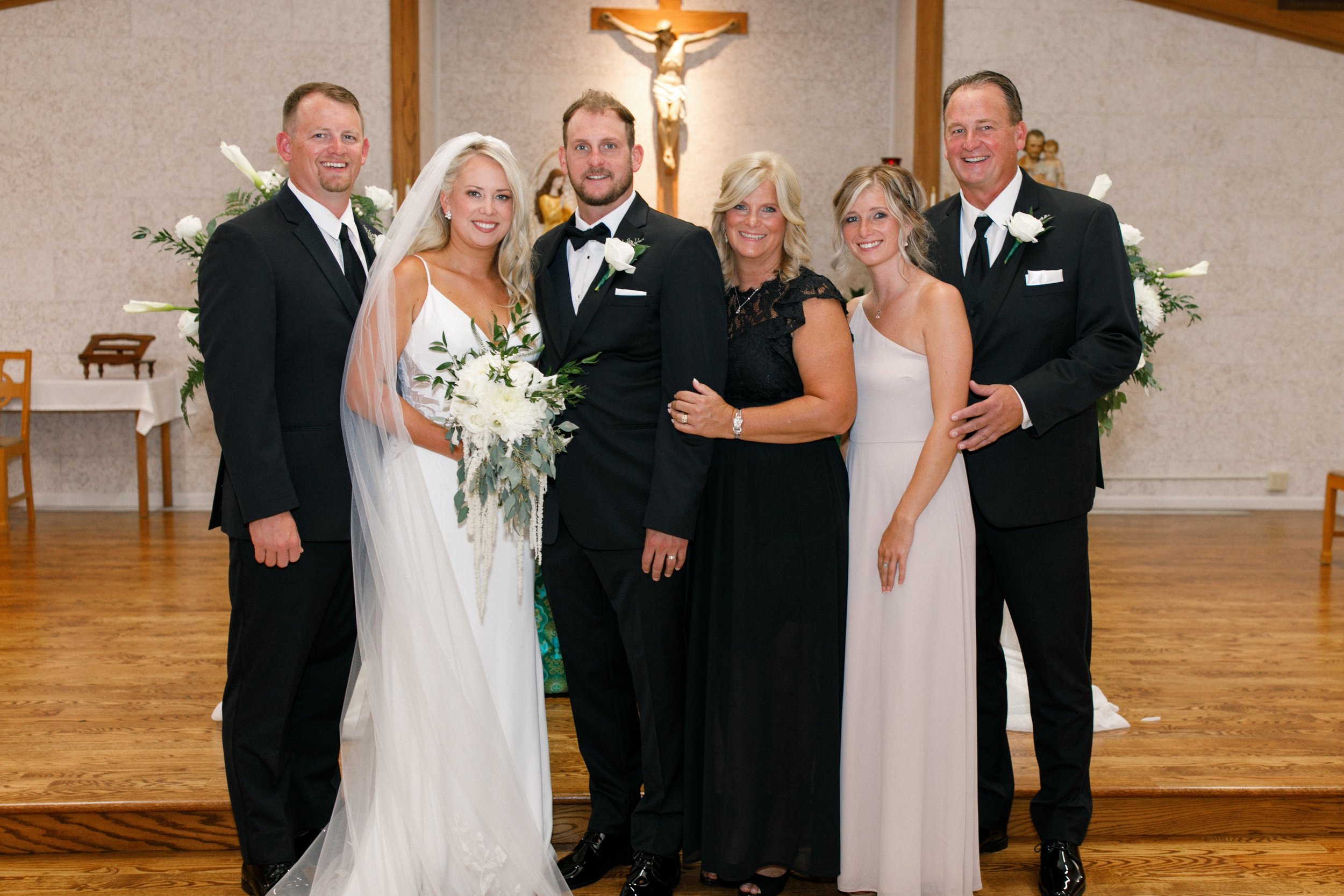 Josh and Erica Wedding Preview - Shanty Creek Wedding - Northern Michigan Wedding Photographer - J Darling Photo_018.jpg