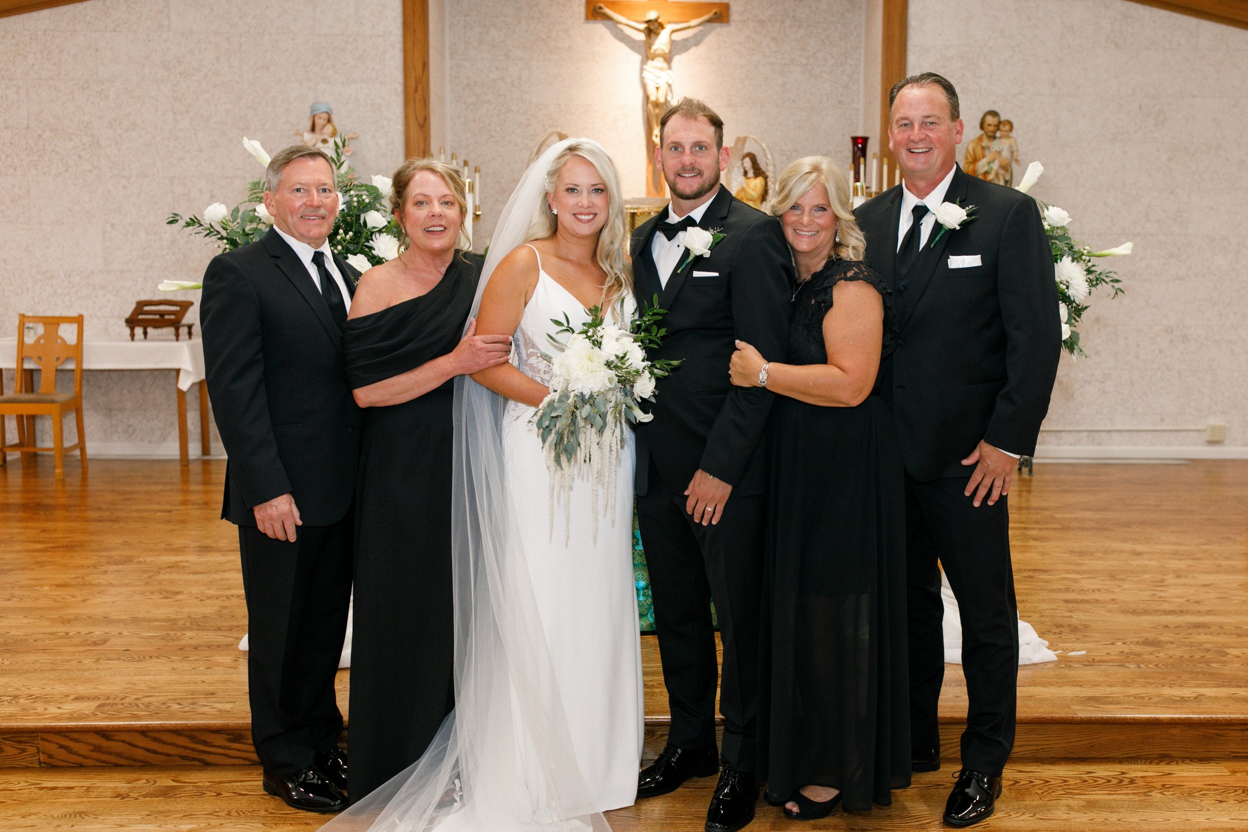 Josh and Erica Wedding Preview - Shanty Creek Wedding - Northern Michigan Wedding Photographer - J Darling Photo_025.jpg