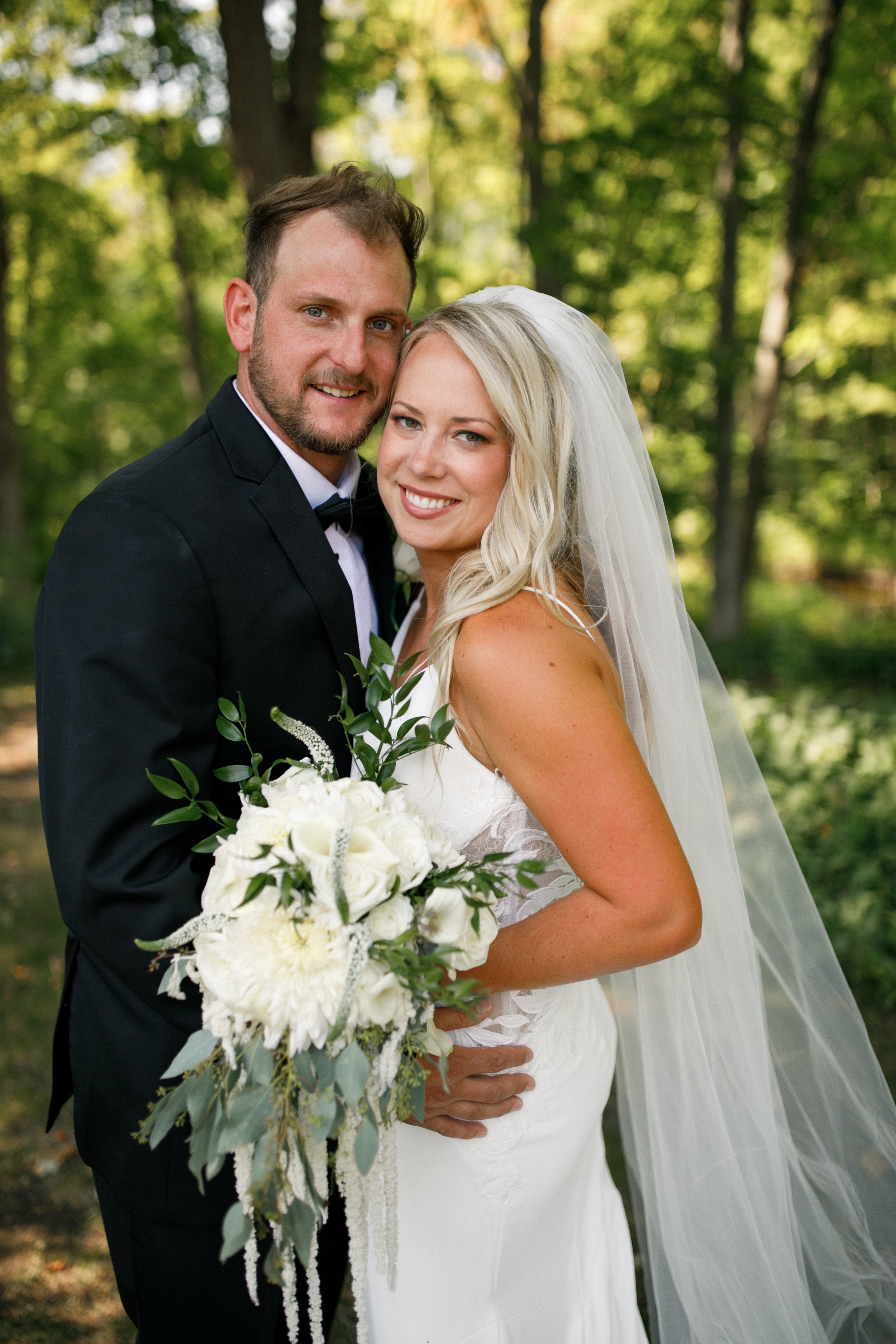 Josh and Erica Wedding Preview - Shanty Creek Wedding - Northern Michigan Wedding Photographer - J Darling Photo_075.jpg