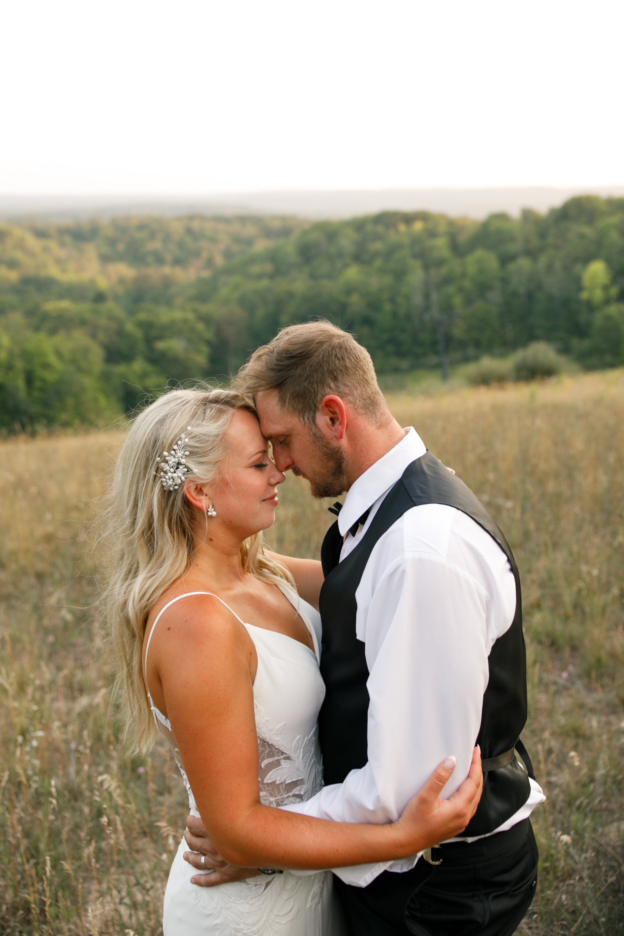Josh and Erica Wedding Preview - Shanty Creek Wedding - Northern Michigan Wedding Photographer - J Darling Photo_166.jpg
