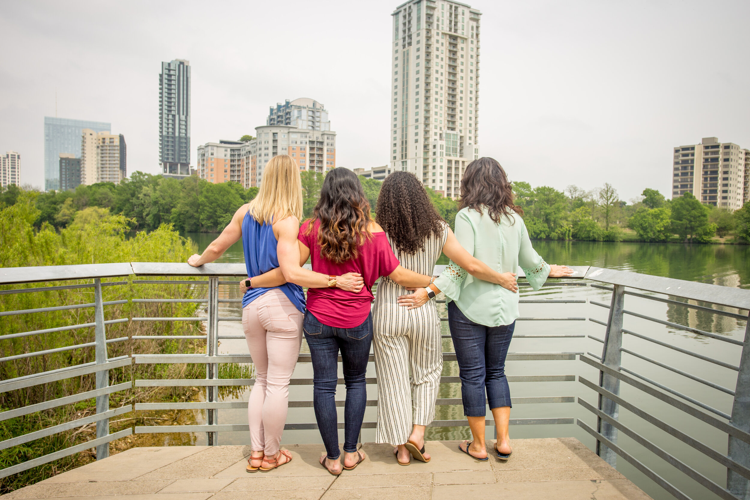 Friend Shoot Austin Boardwalk 3.jpg